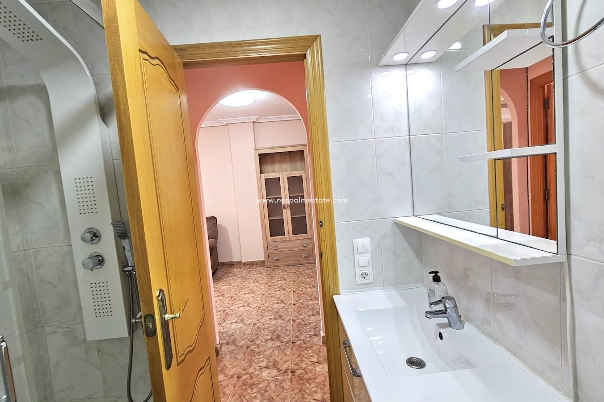 Videresalg - Leiligheter -
Torrevieja