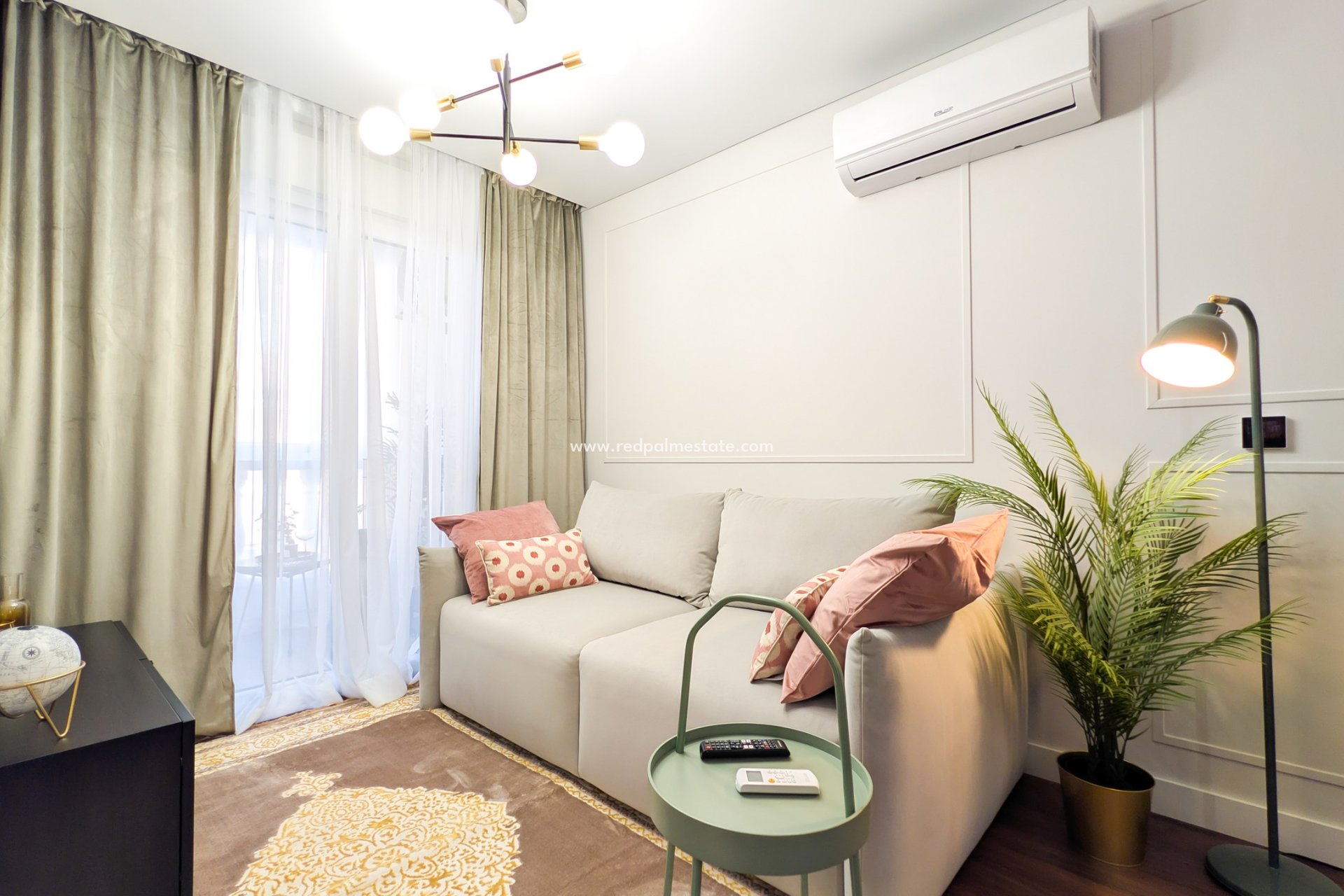 Videresalg - Leiligheter -
Torrevieja