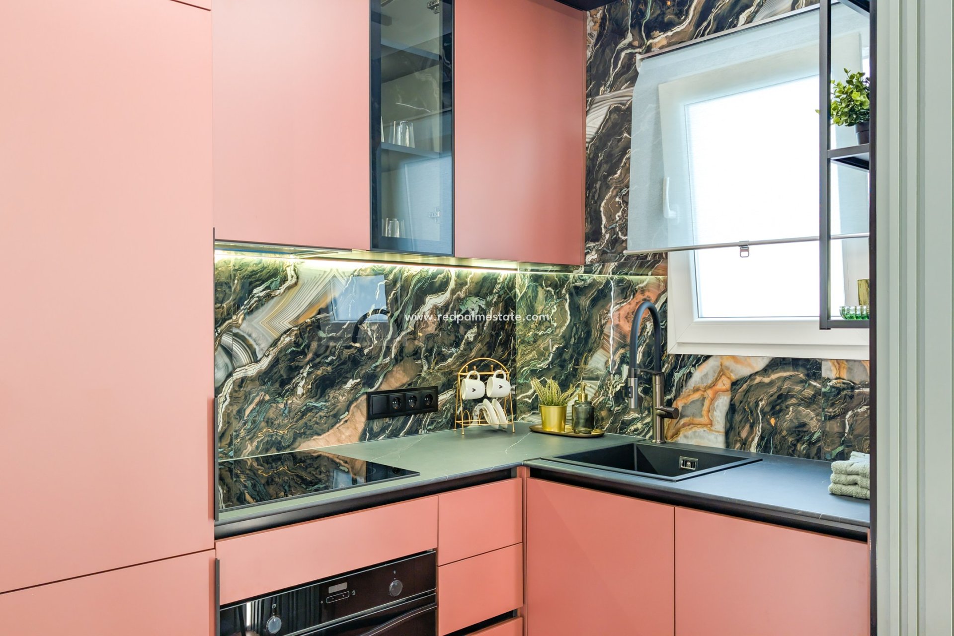 Videresalg - Leiligheter -
Torrevieja