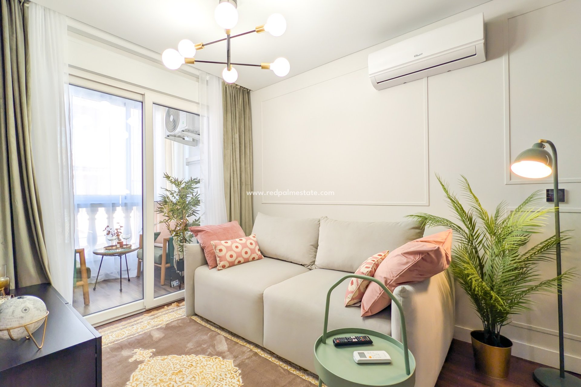 Videresalg - Leiligheter -
Torrevieja