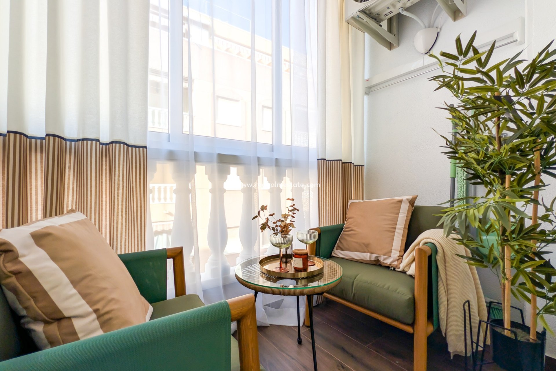 Videresalg - Leiligheter -
Torrevieja