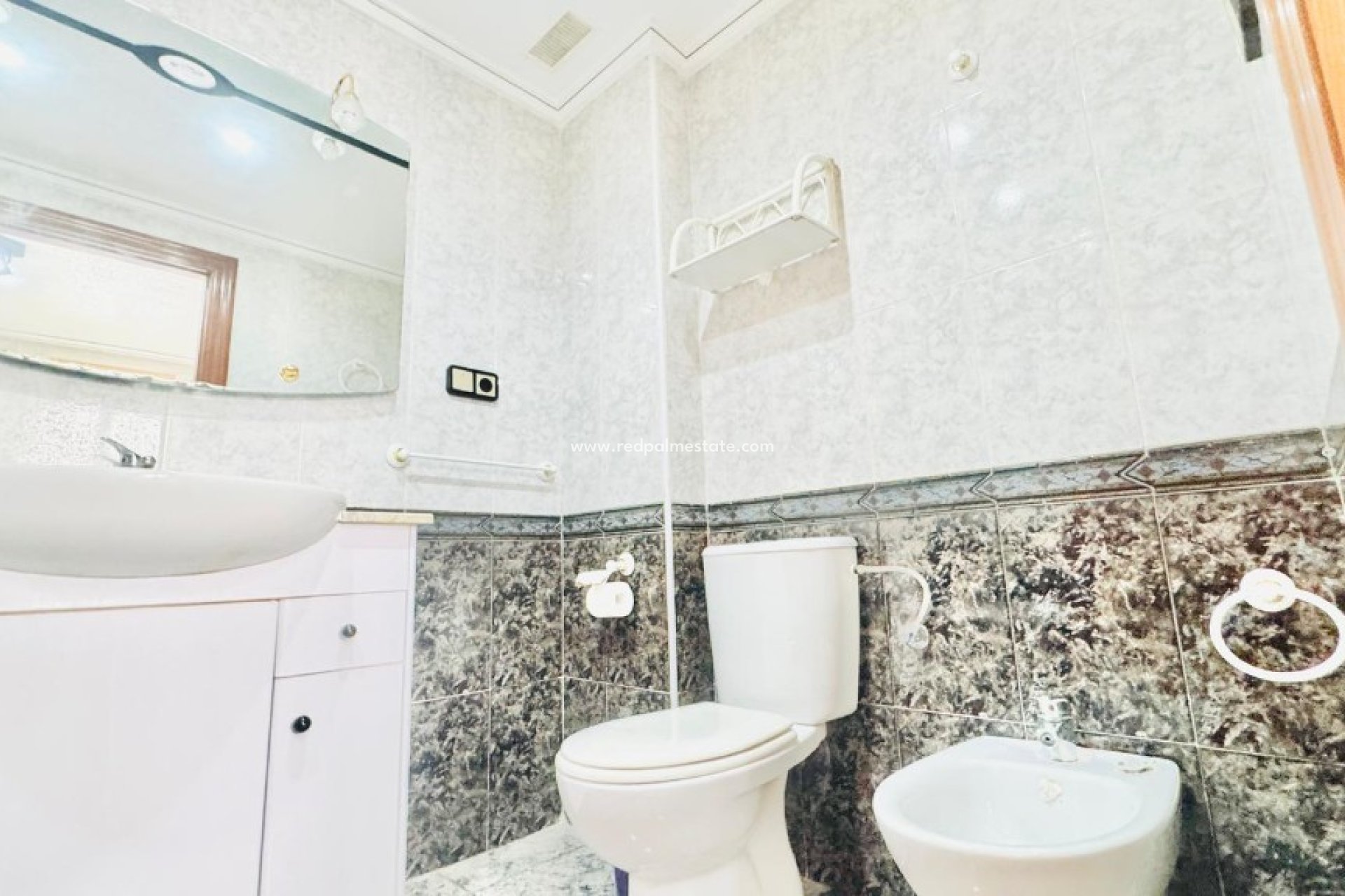 Videresalg - Leiligheter -
Torrevieja