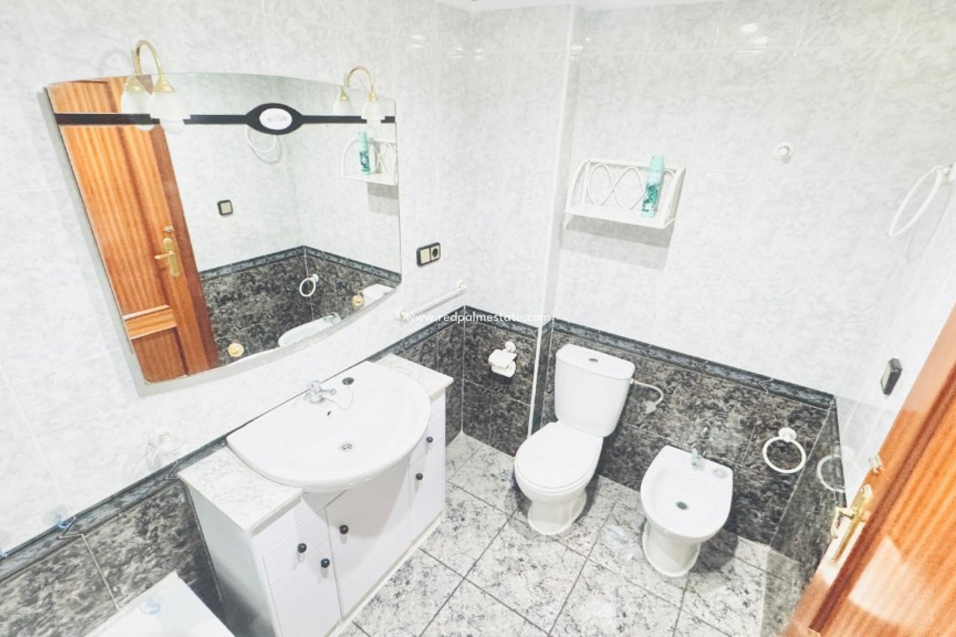 Videresalg - Leiligheter -
Torrevieja