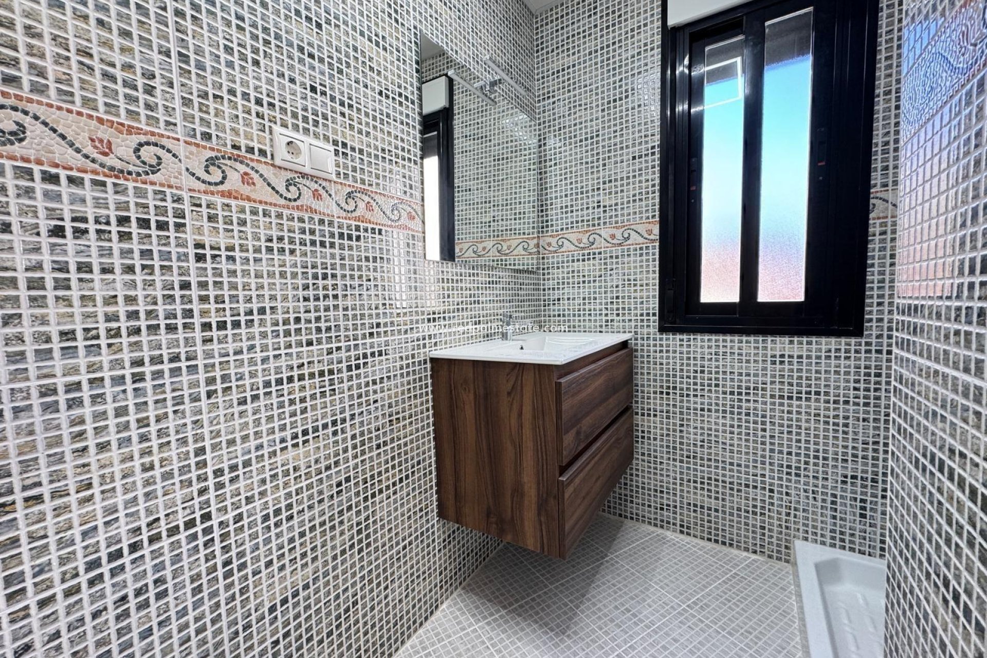 Videresalg - Leiligheter -
Torrevieja