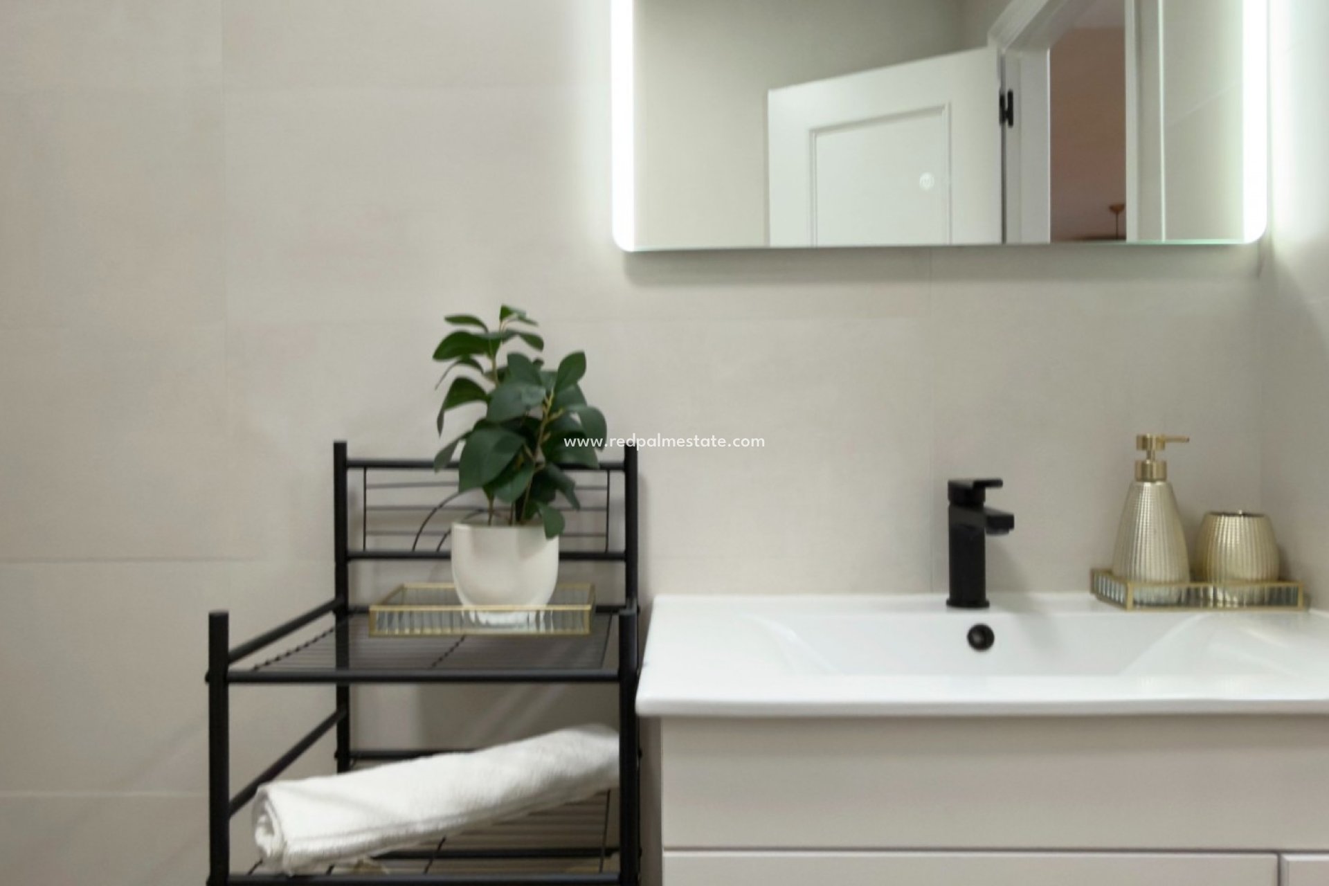 Videresalg - Leiligheter -
Torrevieja