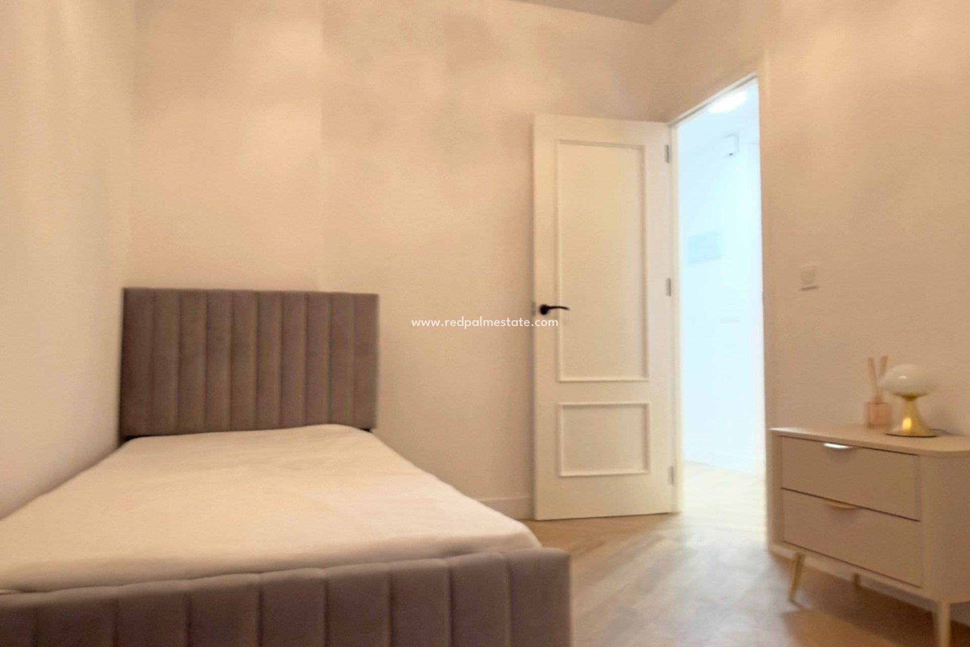 Videresalg - Leiligheter -
Torrevieja