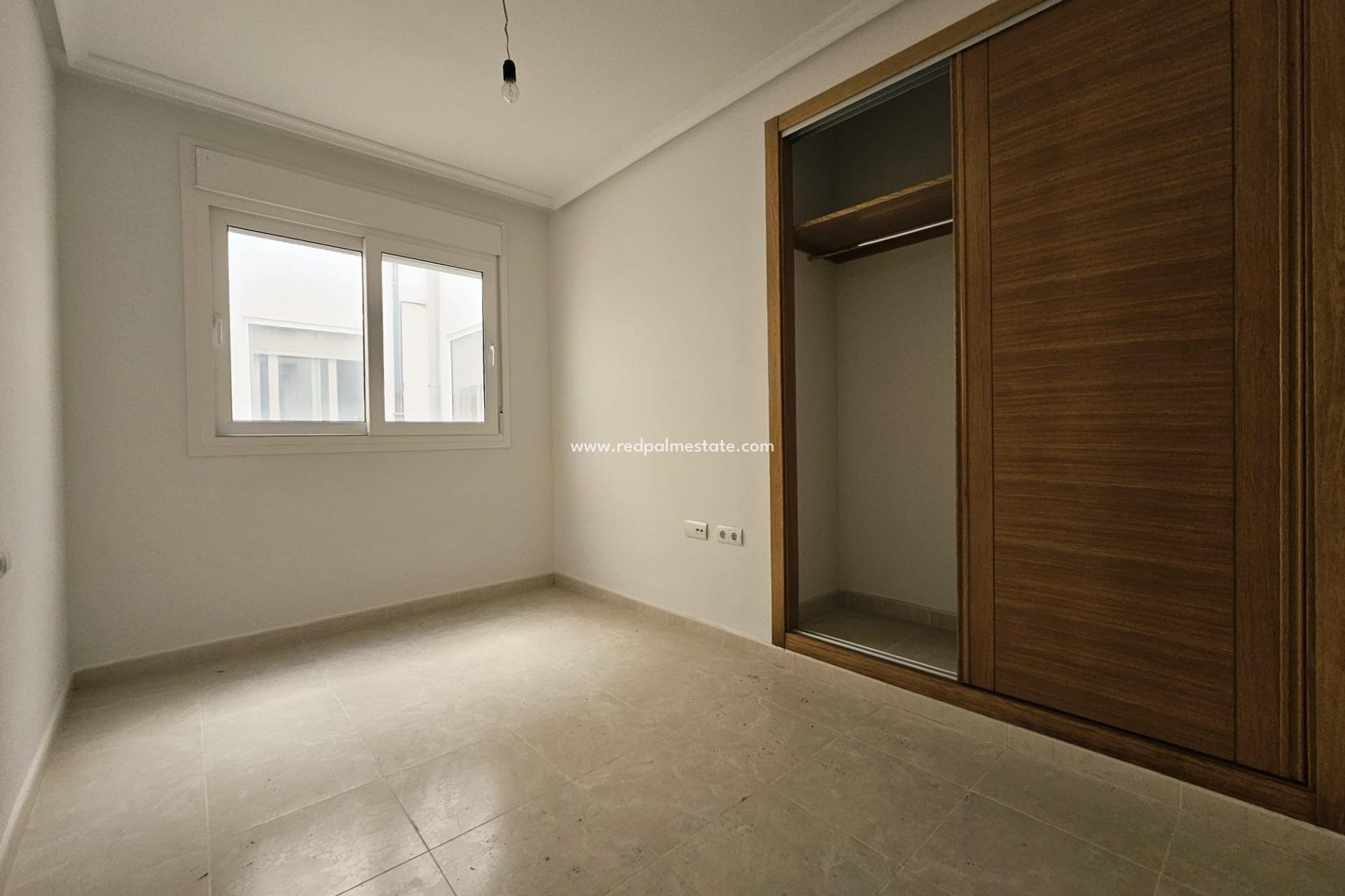 Videresalg - Leiligheter -
Torrevieja