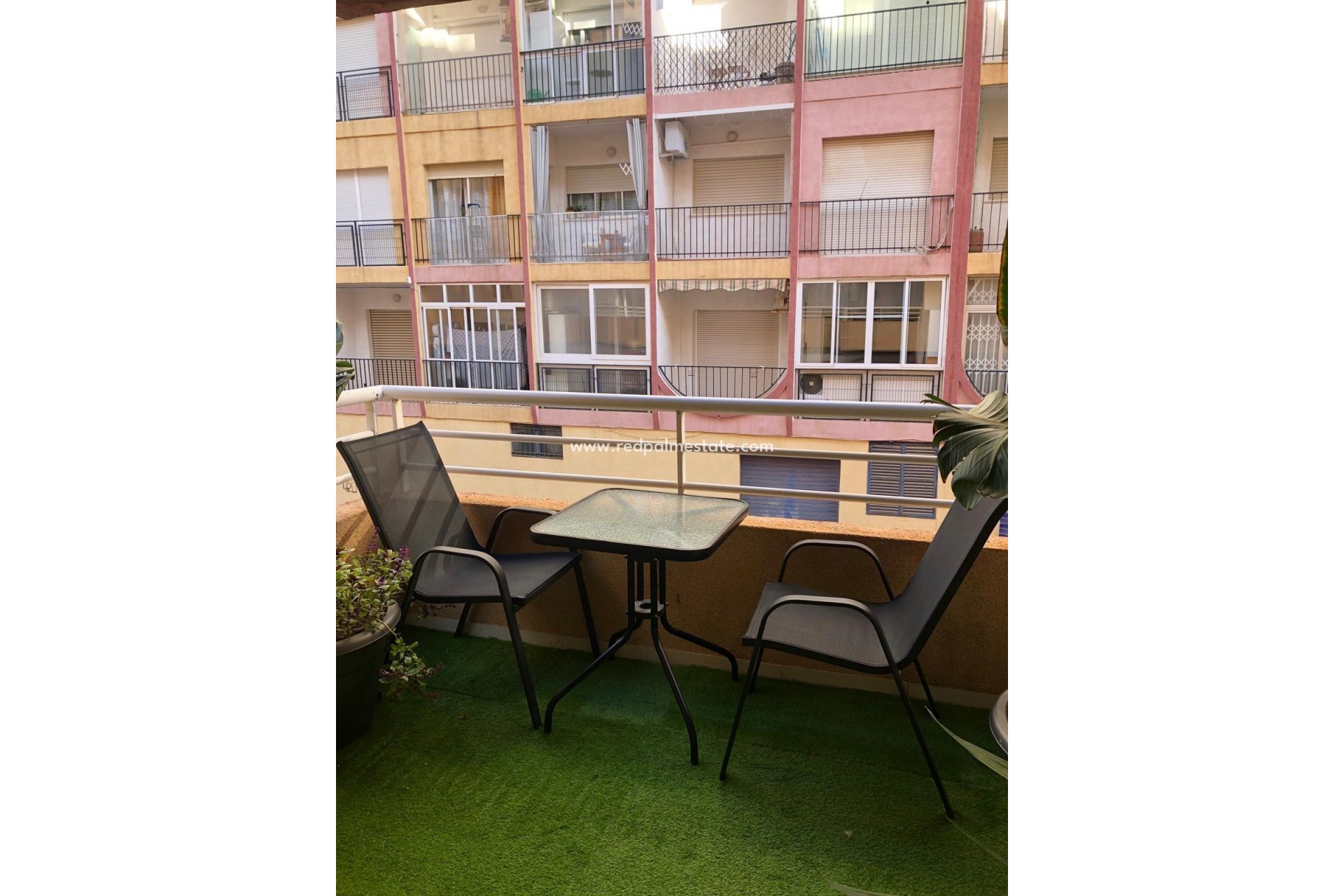 Videresalg - Leiligheter -
Torrevieja