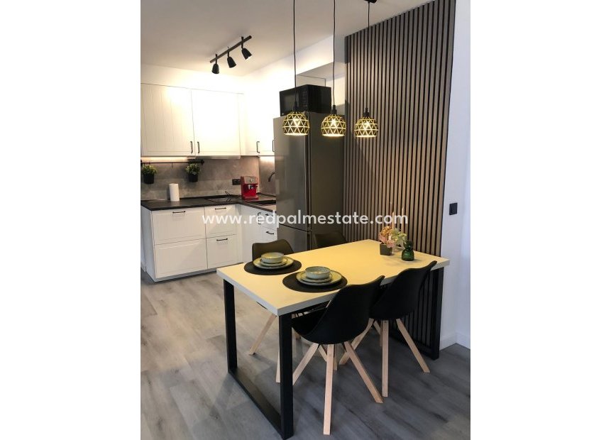 Videresalg - Leiligheter -
Torrevieja