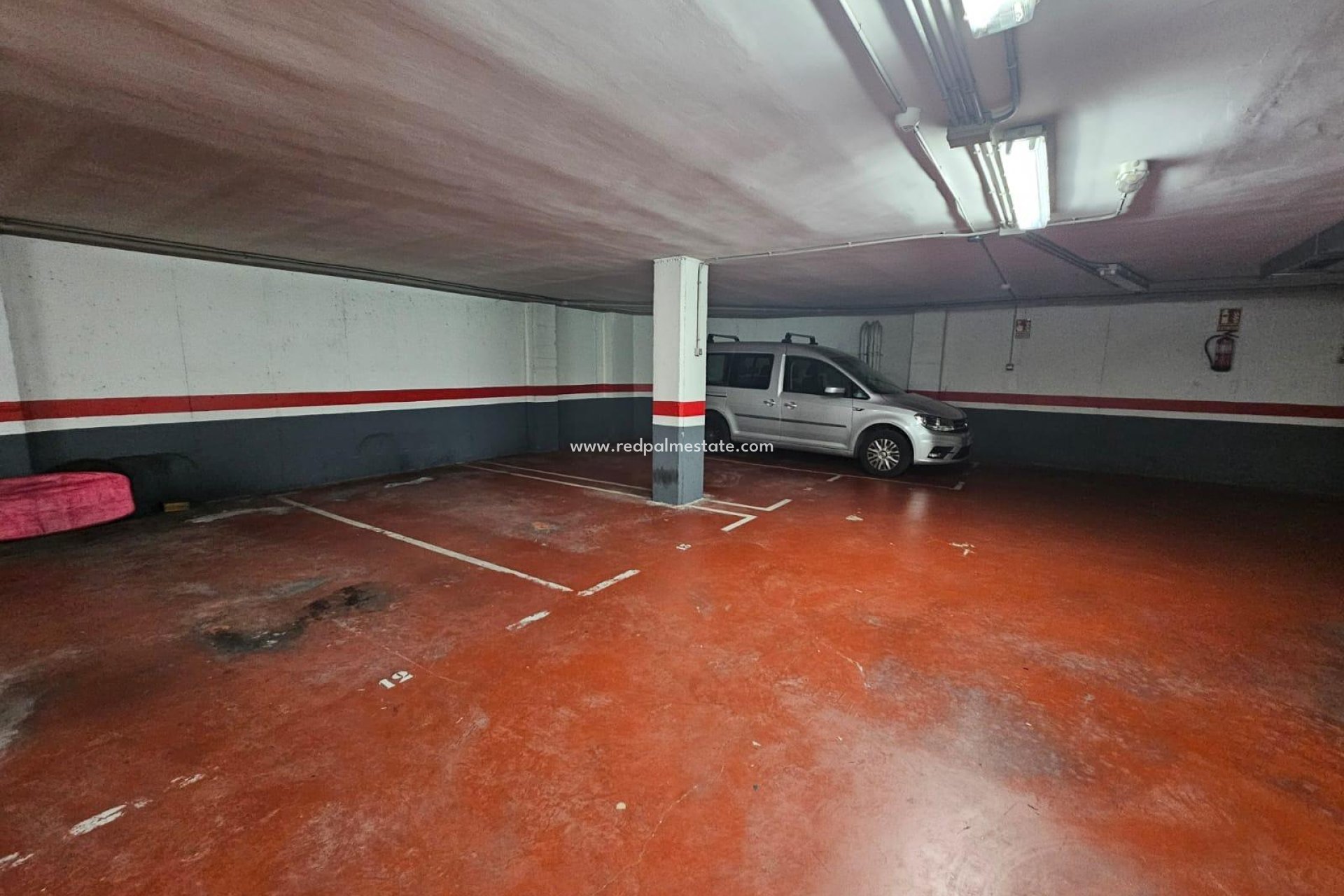 Videresalg - Parkering -
Guardamar del Segura - Pueblo