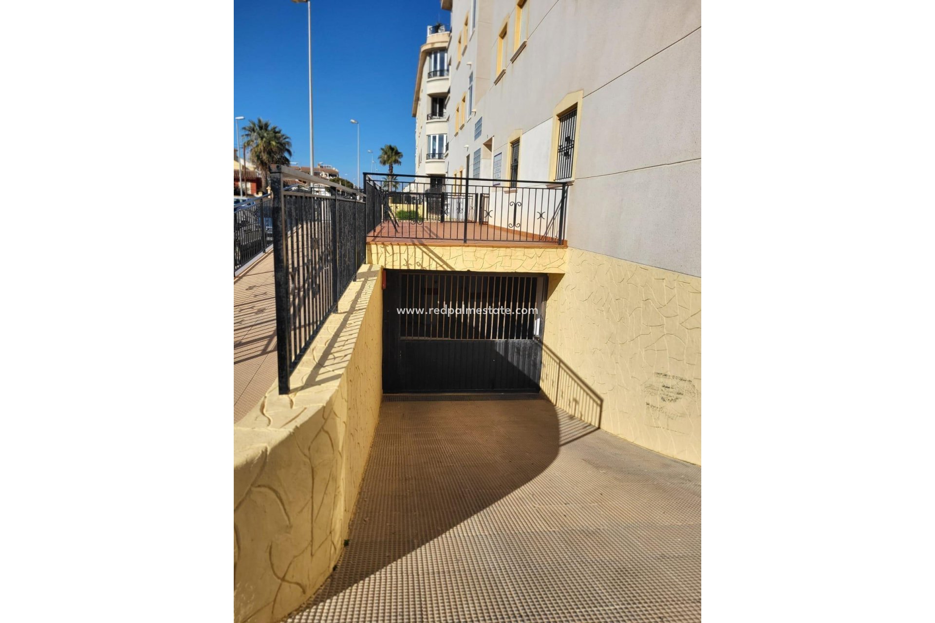 Videresalg - Parkering -
Orihuela Costa