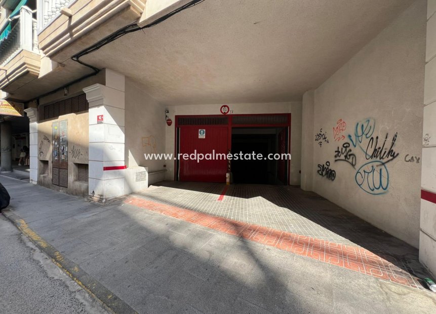 Videresalg - Parkering -
Torrevieja - Centro Torrevieja