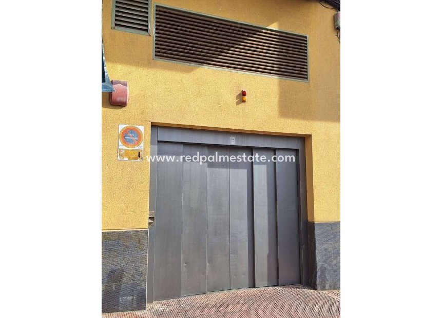 Videresalg - Parkering -
Torrevieja - Centro Torrevieja