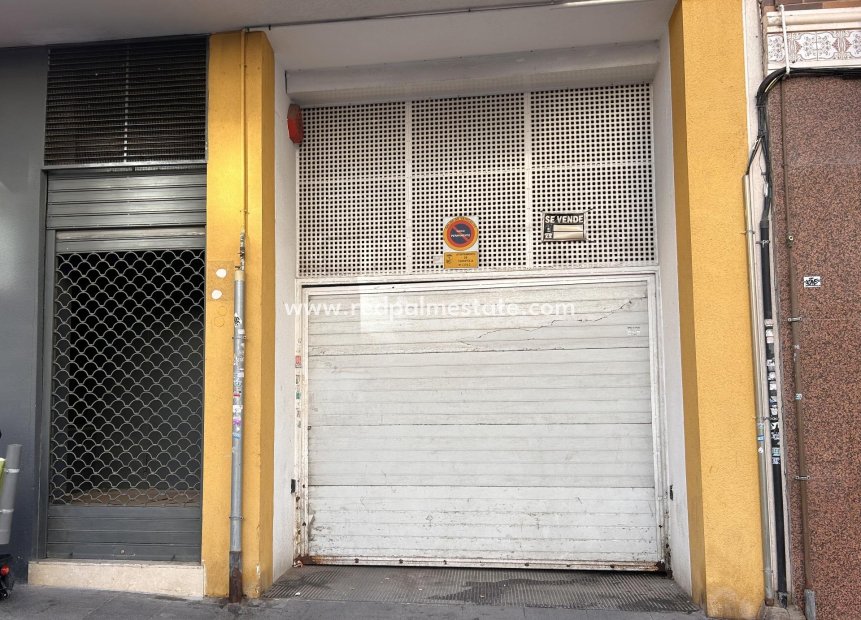 Videresalg - Parkering -
Torrevieja - Centro Torrevieja