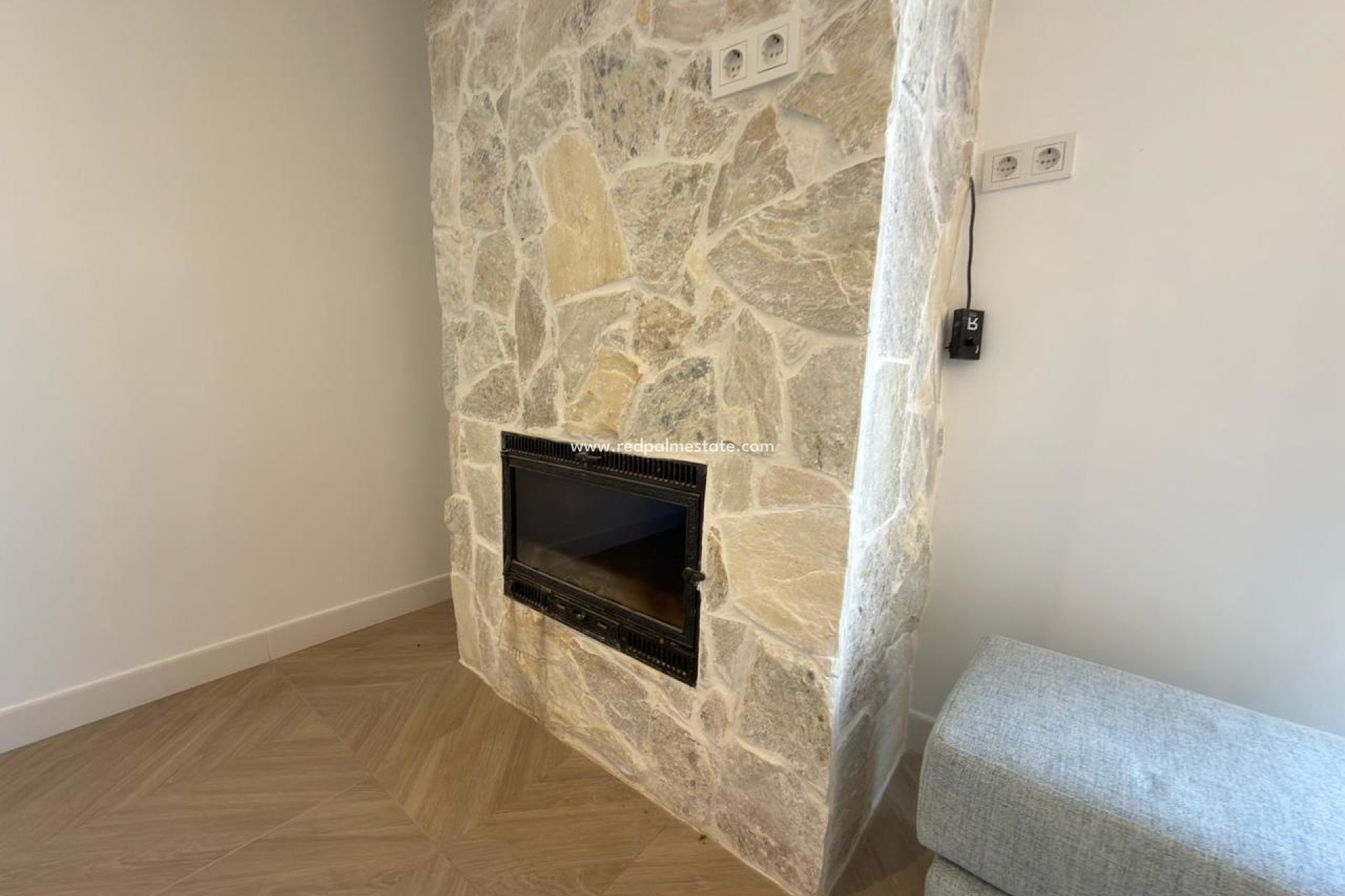 Videresalg - Plott -
Algorfa - Inland