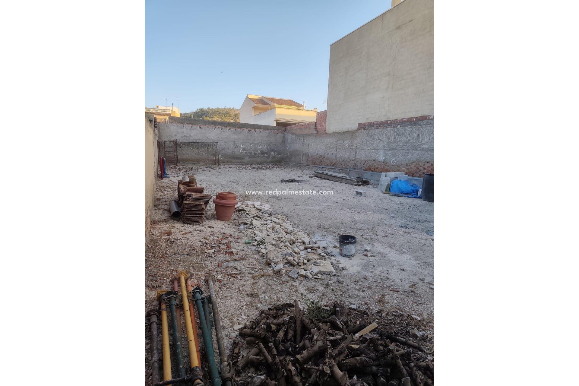 Videresalg - Plott -
Benferri