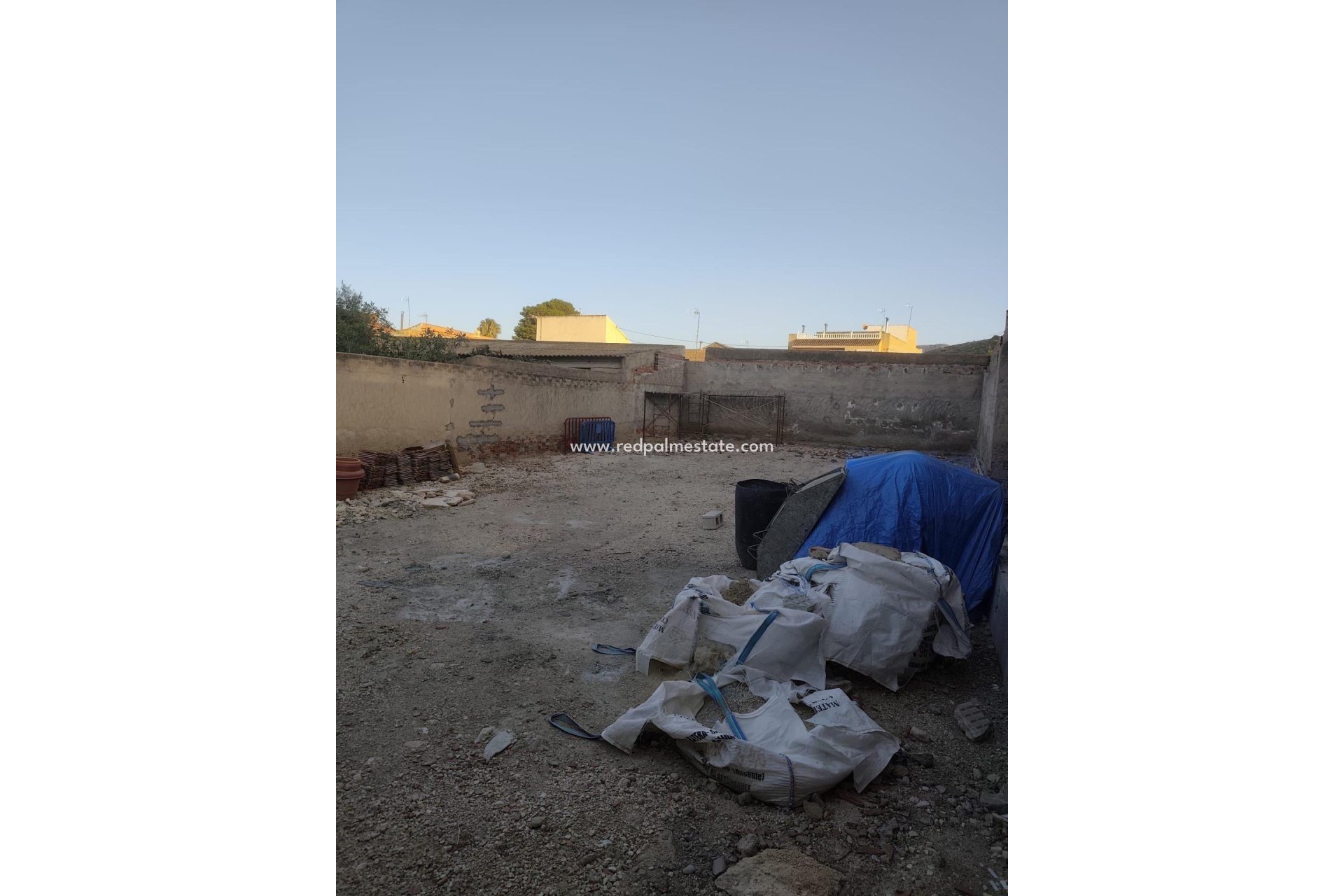 Videresalg - Plott -
Benferri