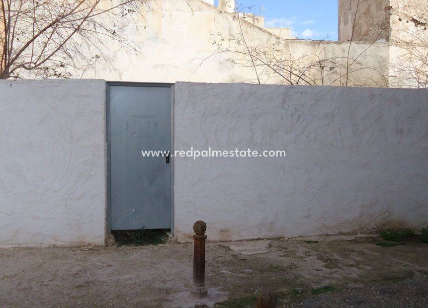 Videresalg - Plott -
Monóvar/Monóver - Inland