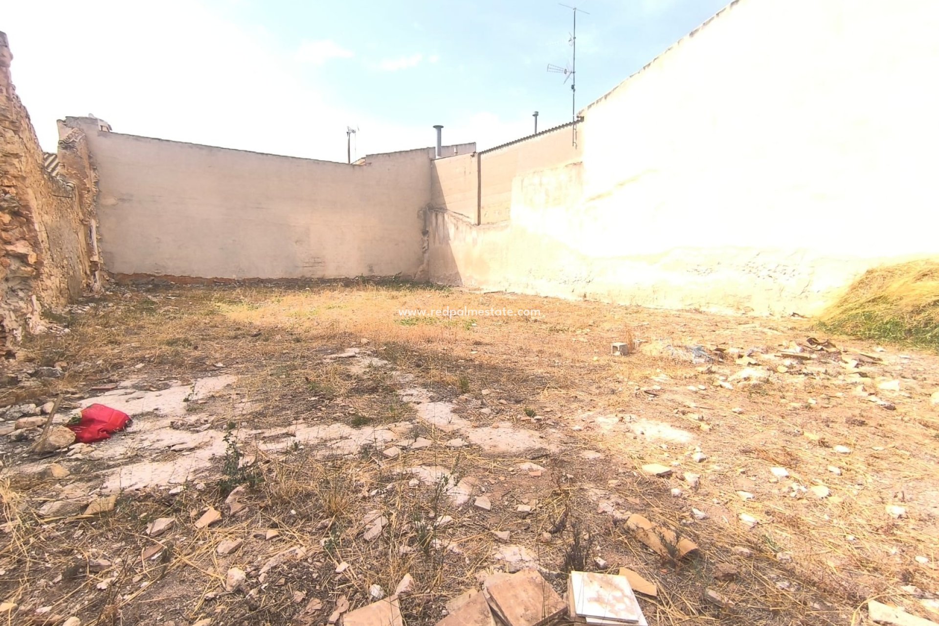 Videresalg - Plott -
Pinoso - Inland