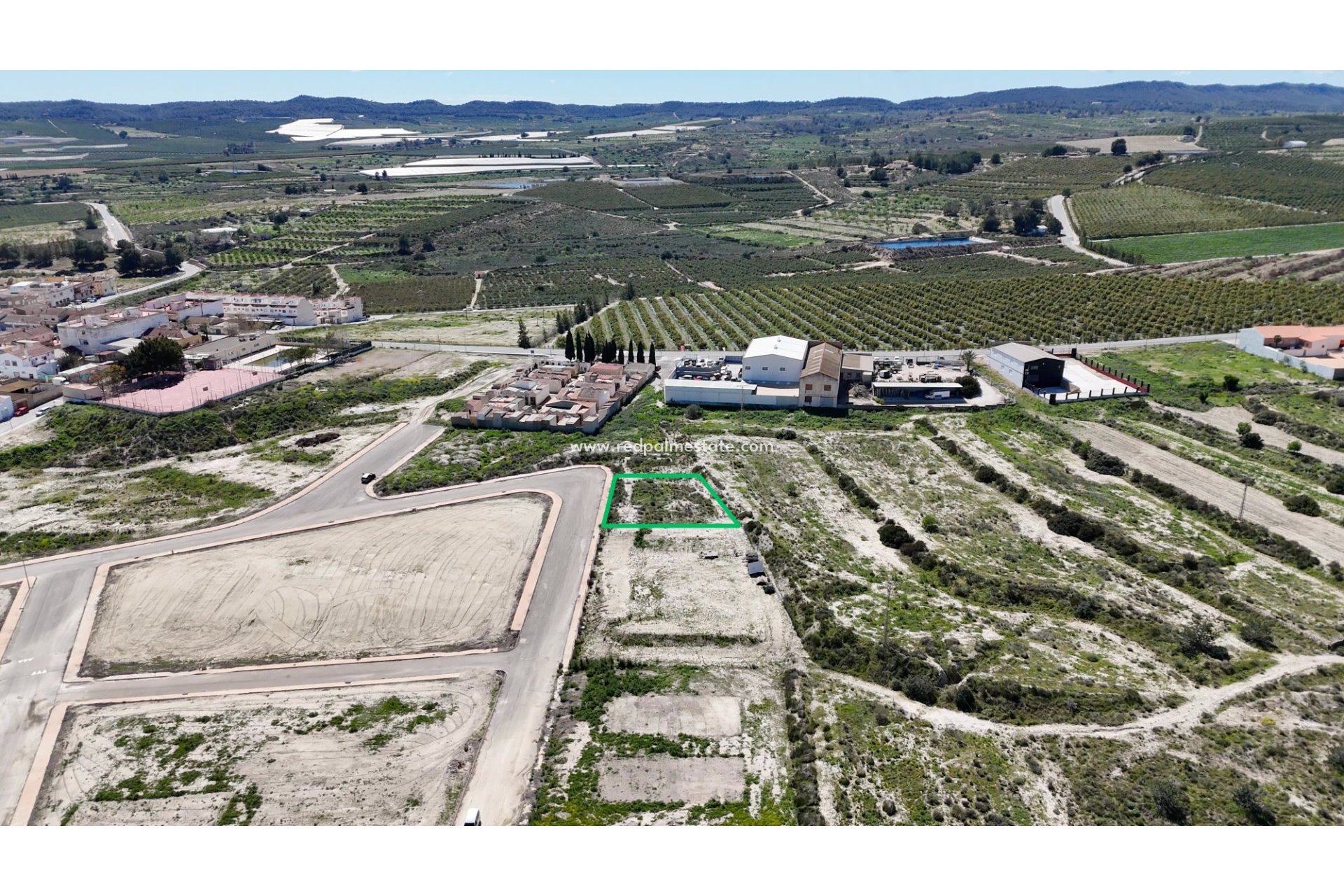 Videresalg - Plott -
Torremendo