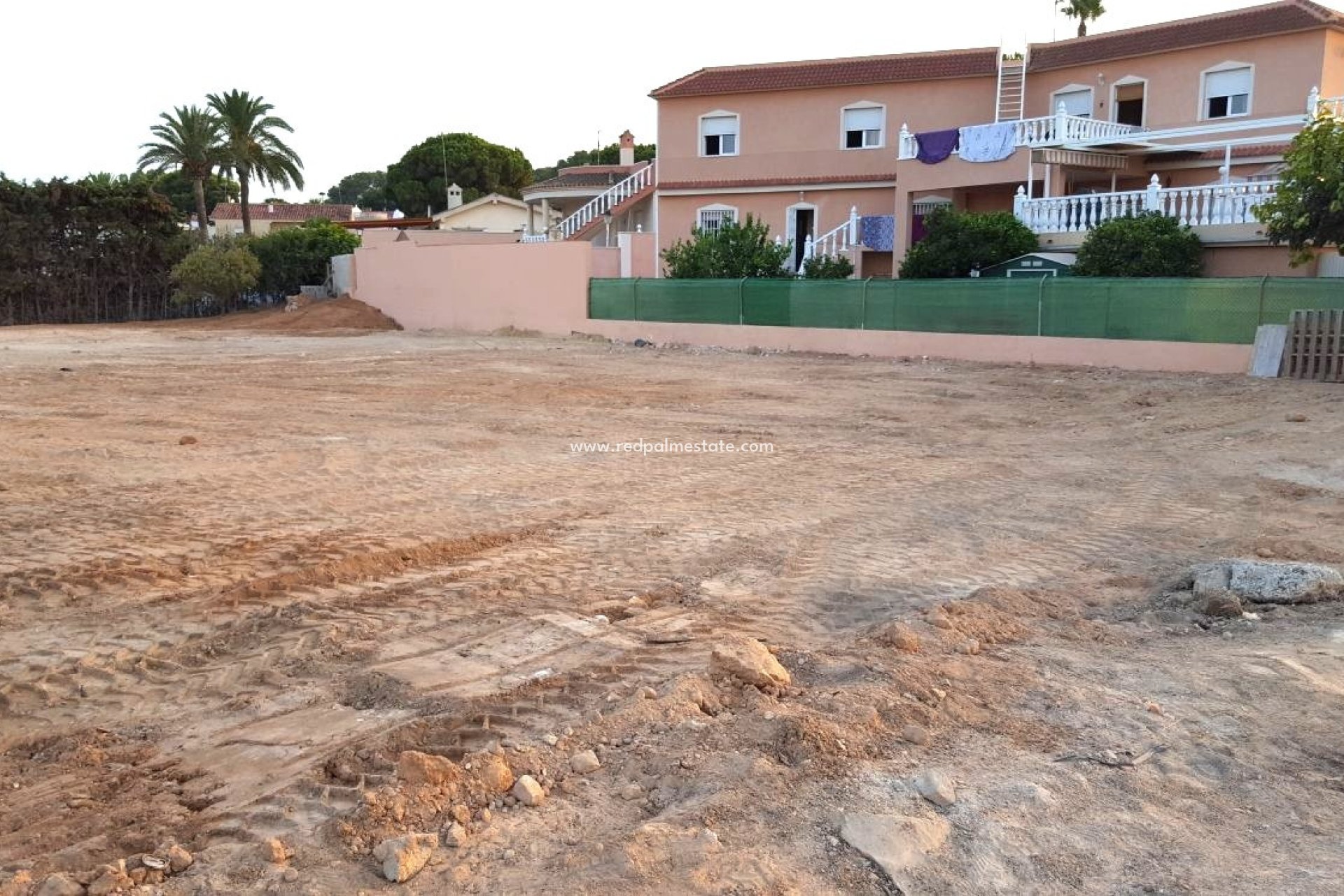 Videresalg - Plott -
Torrevieja - Los balcones