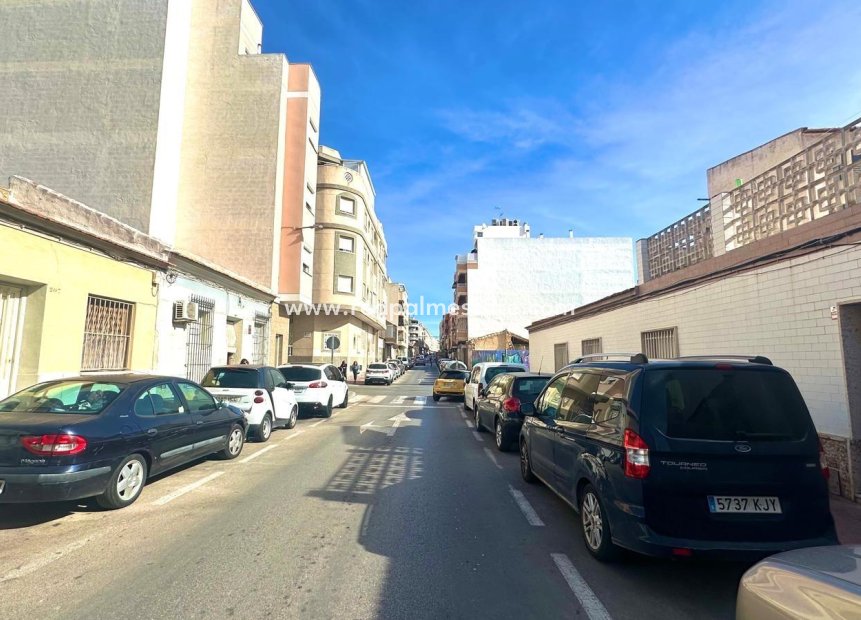 Videresalg - Plott -
Torrevieja