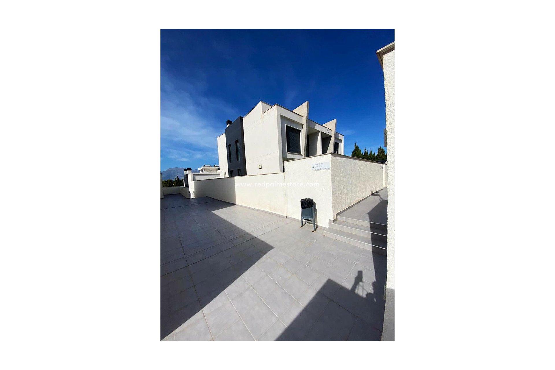 Videresalg - Rekkehus -
Albir - Costa Blanca