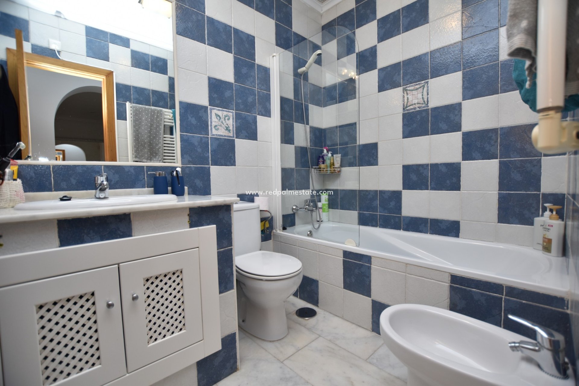 Videresalg - Rekkehus -
Algorfa - Inland