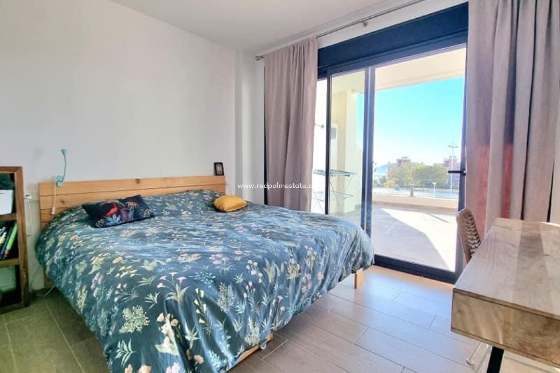 Videresalg - Rekkehus -
Benidorm - Costa Blanca