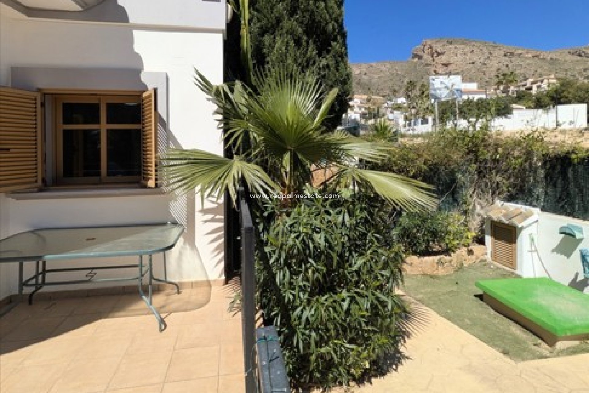 Videresalg - Rekkehus -
Benidorm - Costa Blanca