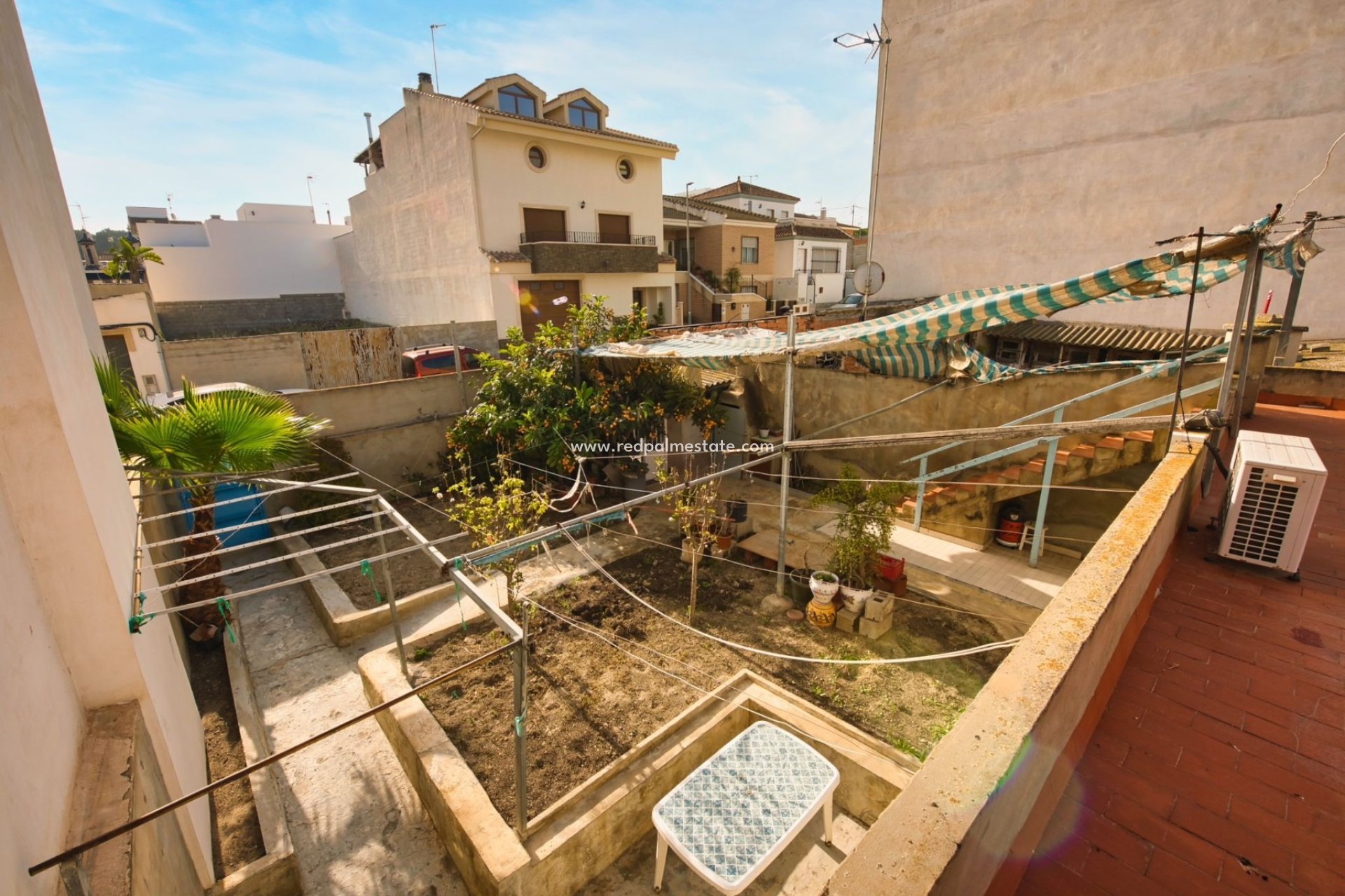 Videresalg - Rekkehus -
Benijofar