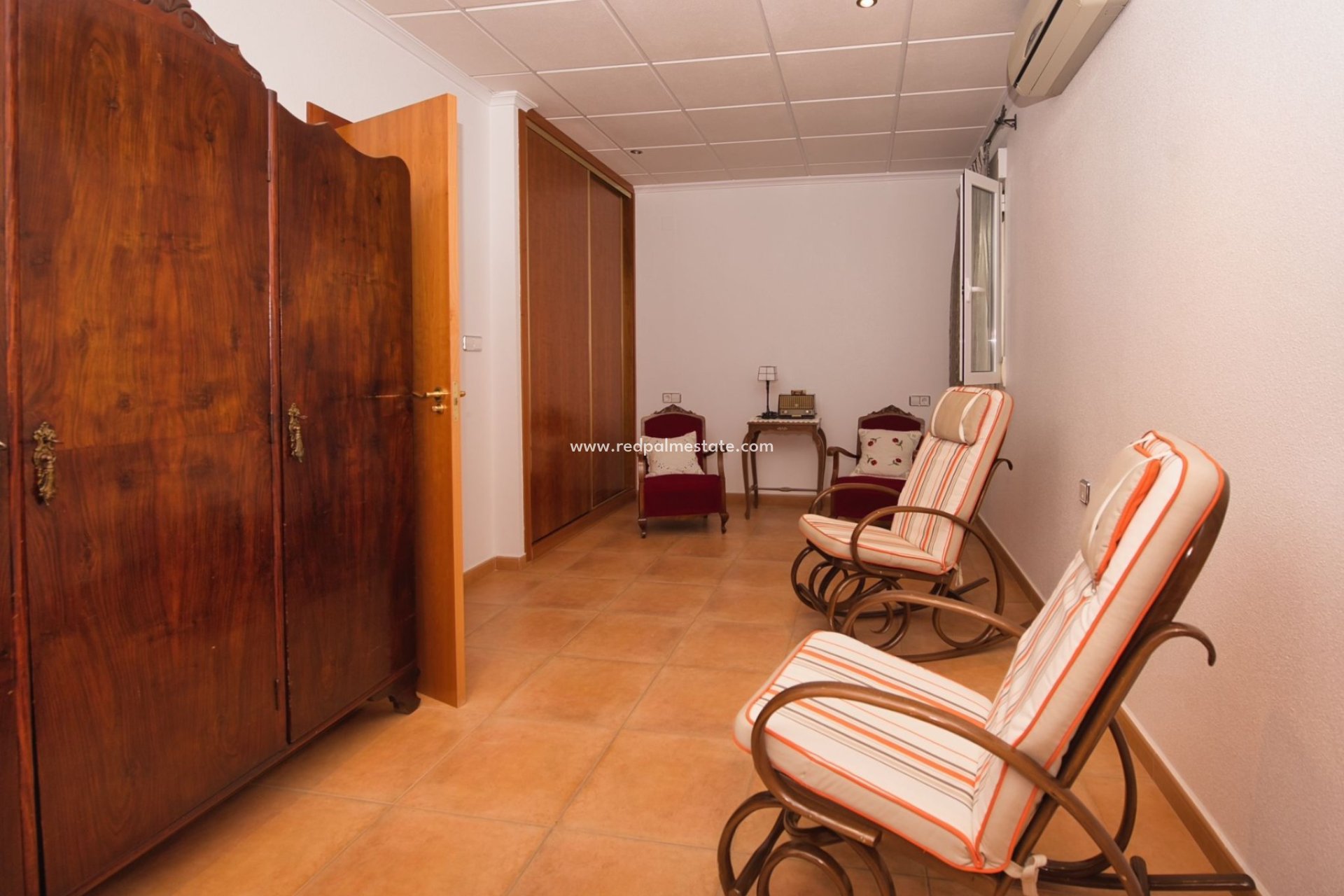 Videresalg - Rekkehus -
Benijofar