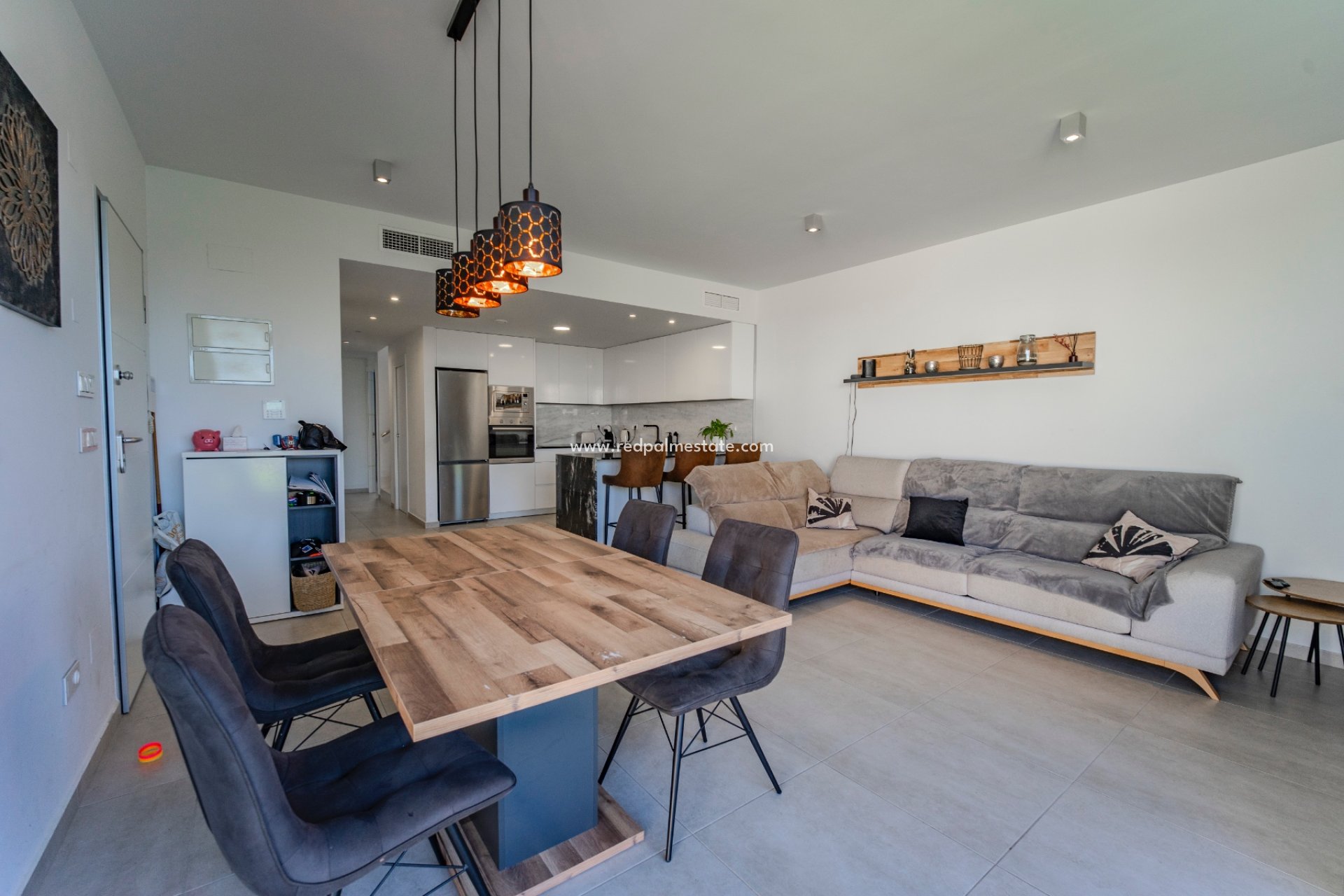 Videresalg - Rekkehus -
Benijofar