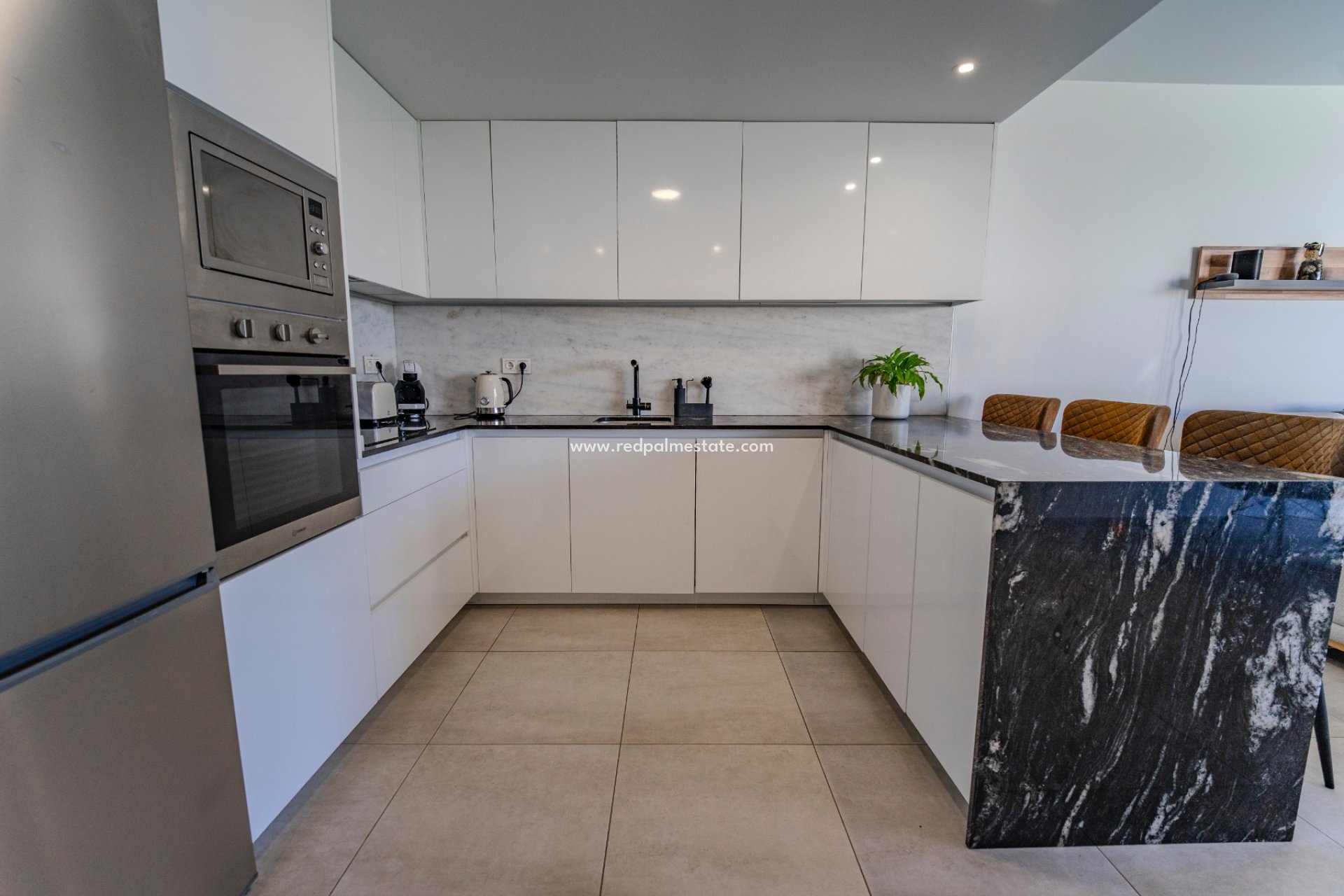 Videresalg - Rekkehus -
Benijofar