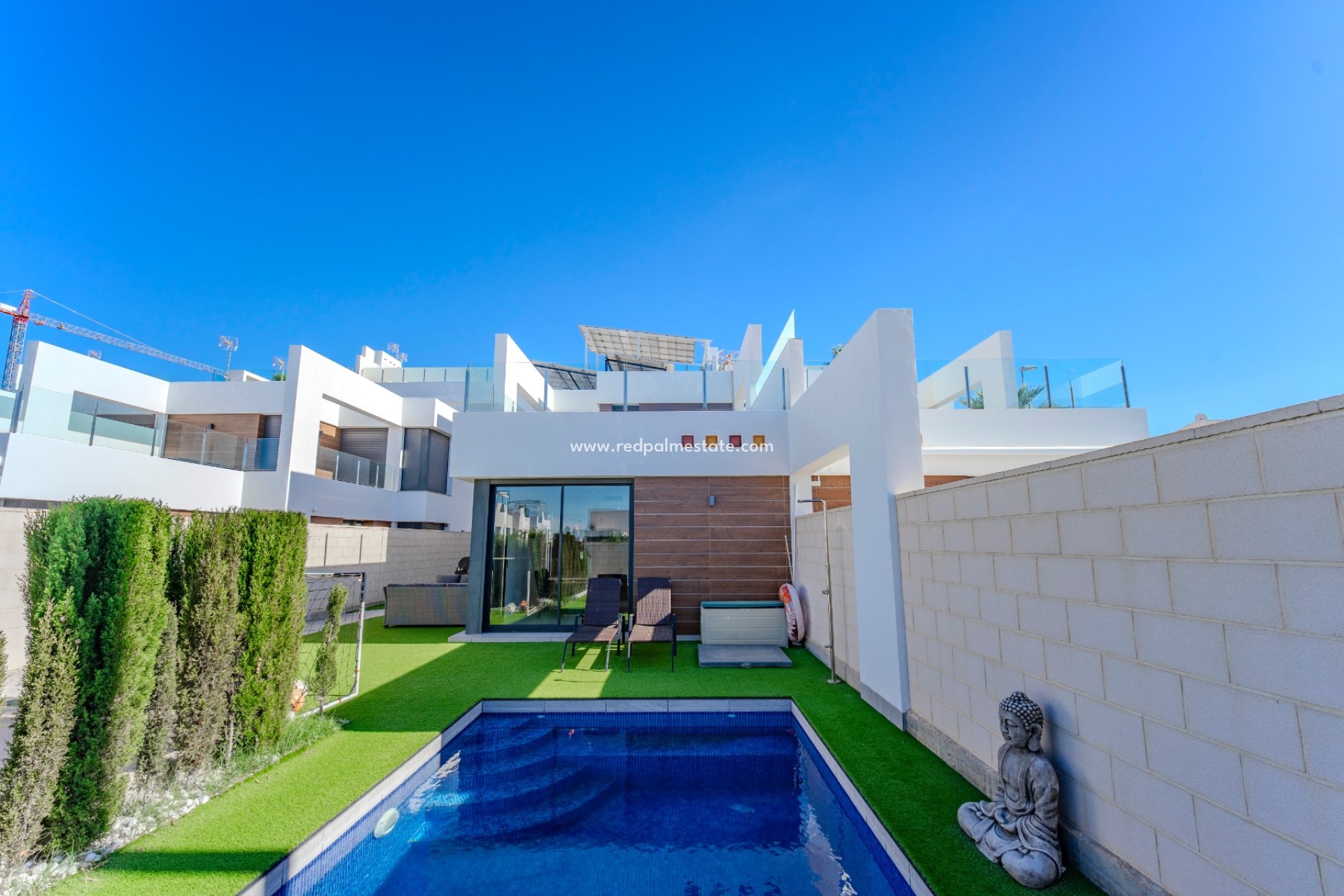 Videresalg - Rekkehus -
Benijofar