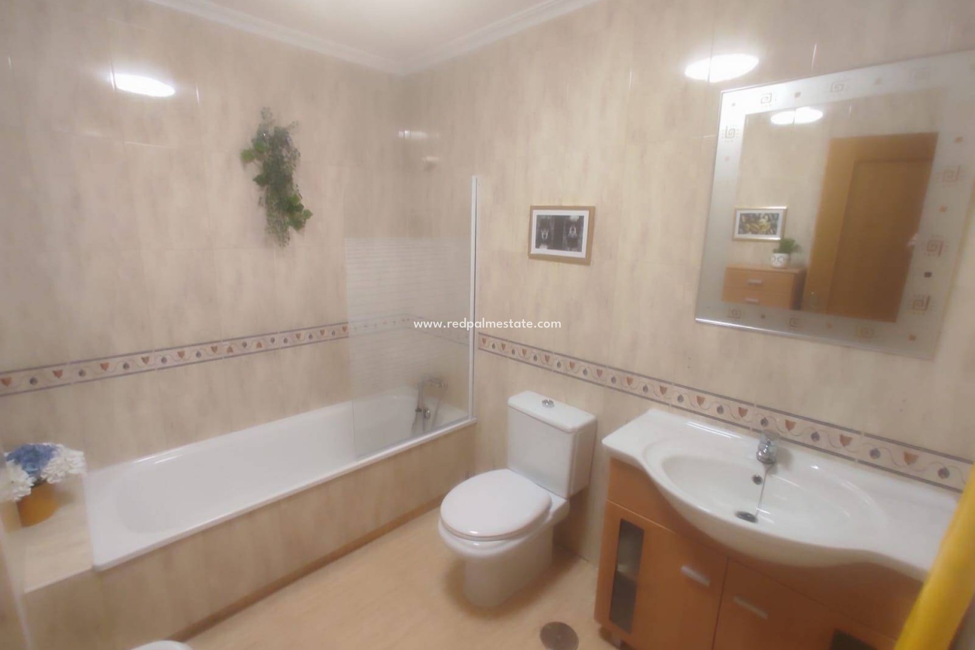 Videresalg - Rekkehus -
Bigastro