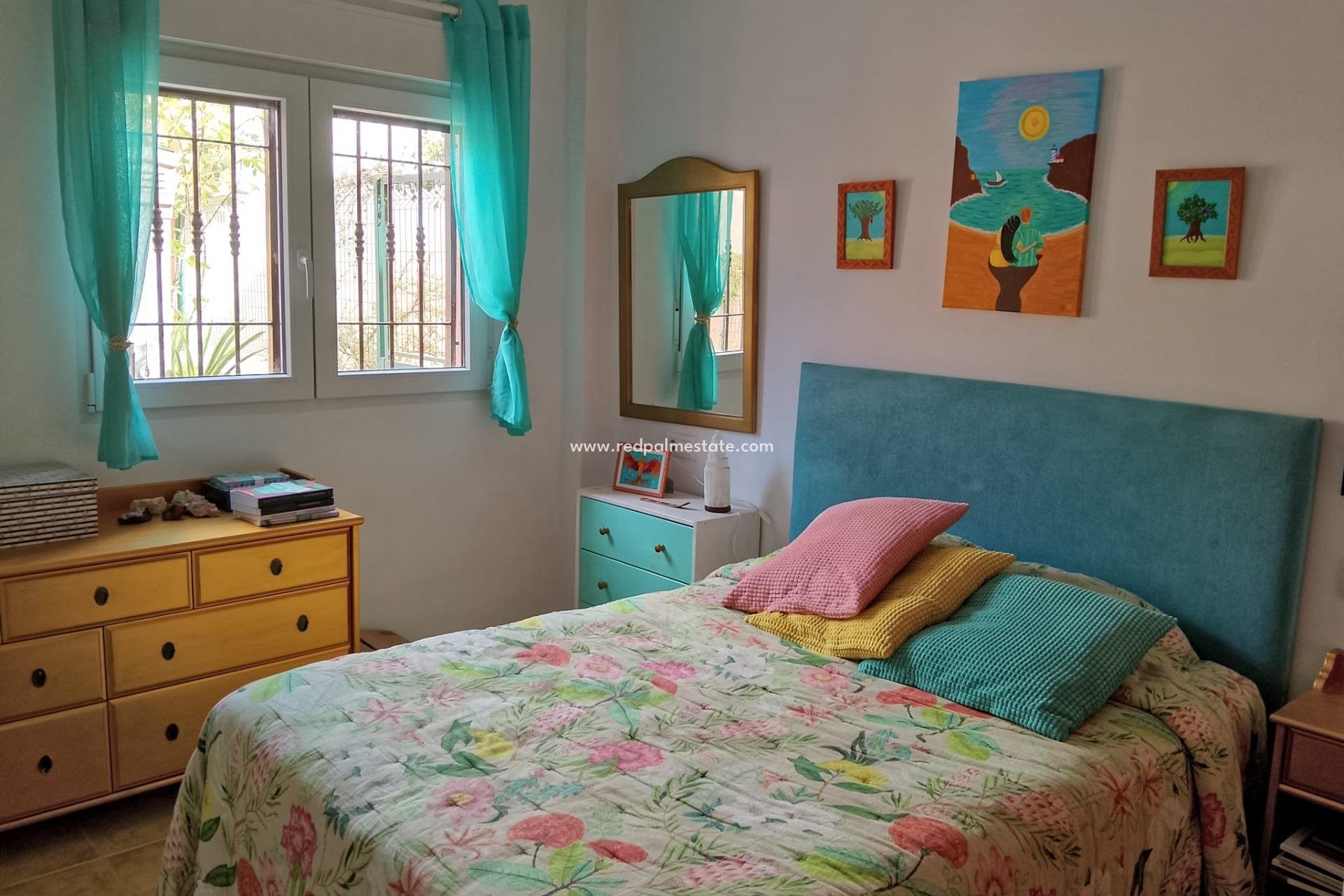 Videresalg - Rekkehus -
Cartagena - Isla Plana