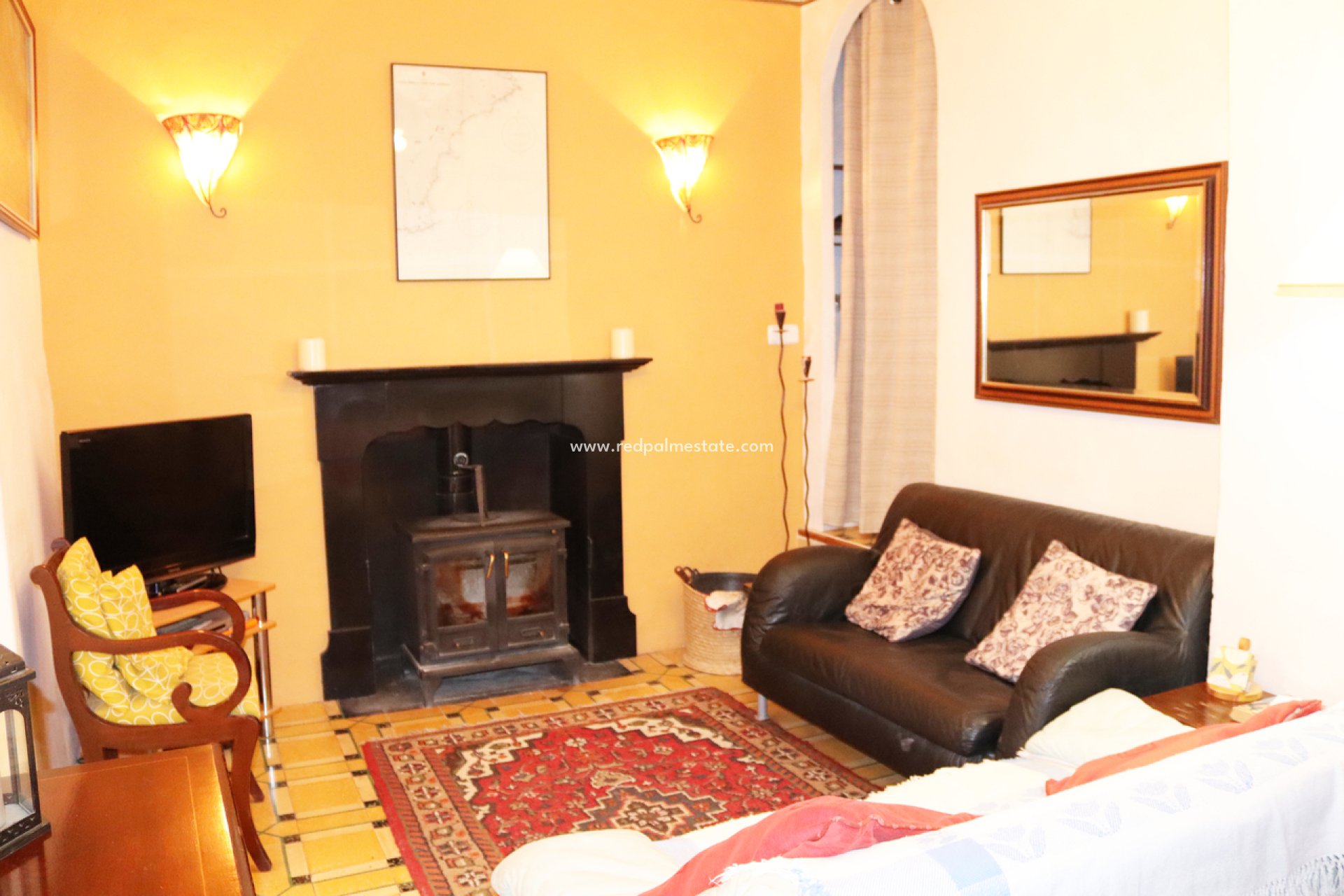 Videresalg - Rekkehus -
Castell de Castells - Inland