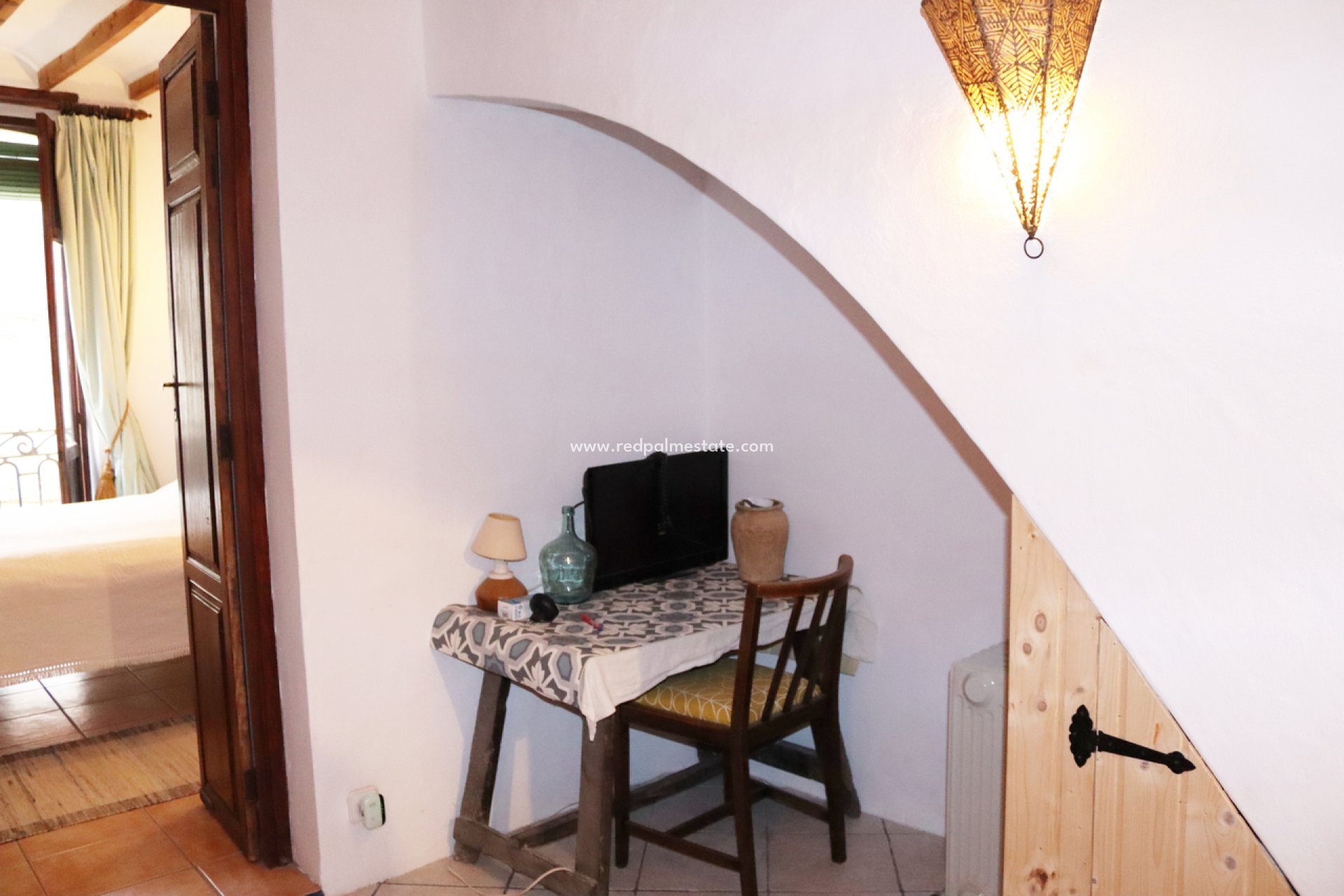 Videresalg - Rekkehus -
Castell de Castells - Inland