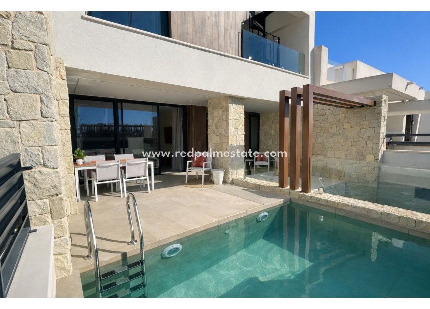 Videresalg - Rekkehus -
Dolores - Costa Blanca