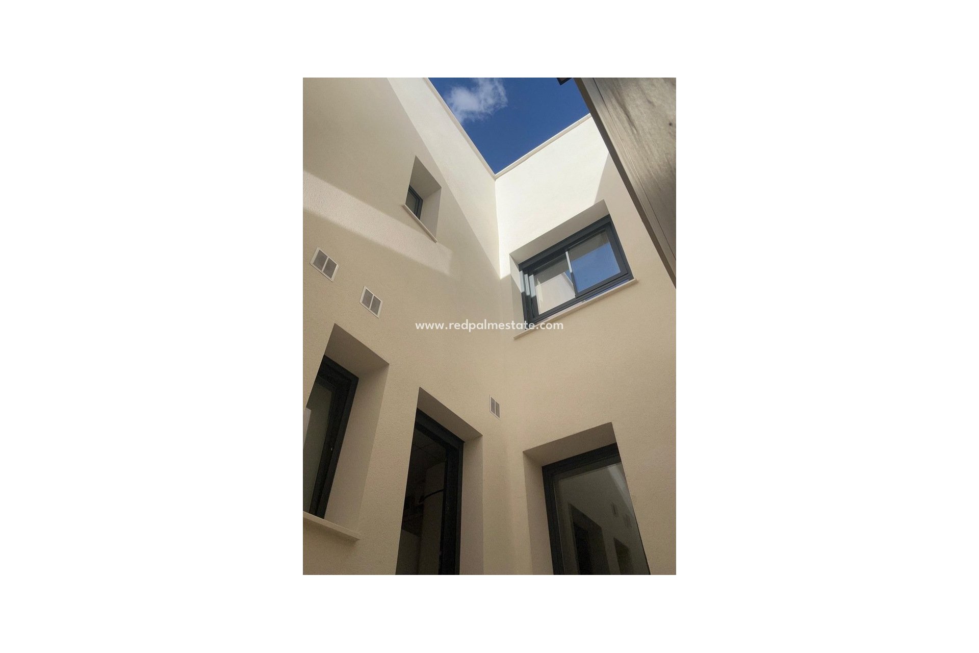 Videresalg - Rekkehus -
Dolores - Costa Blanca