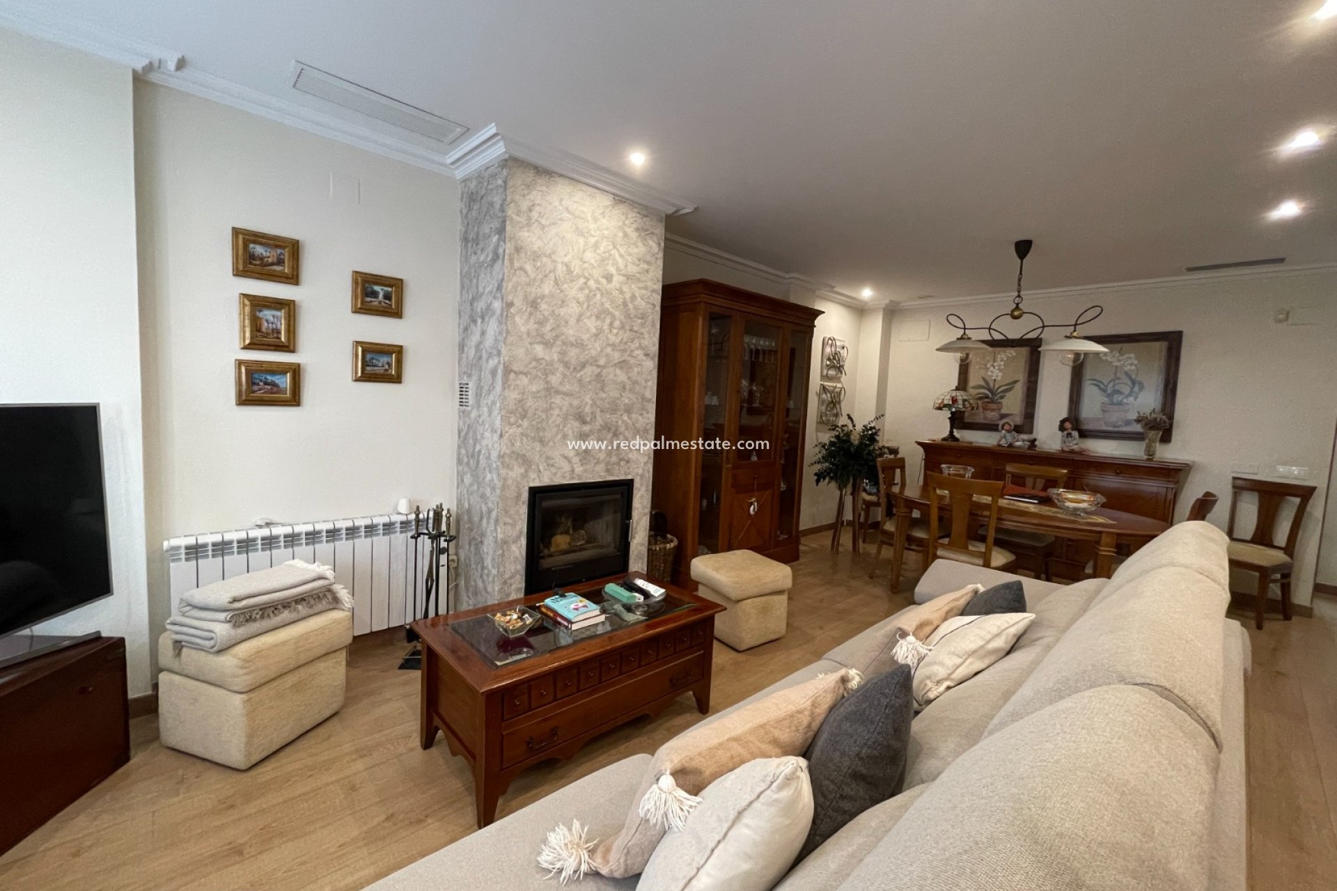 Videresalg - Rekkehus -
Elche - Costa Blanca