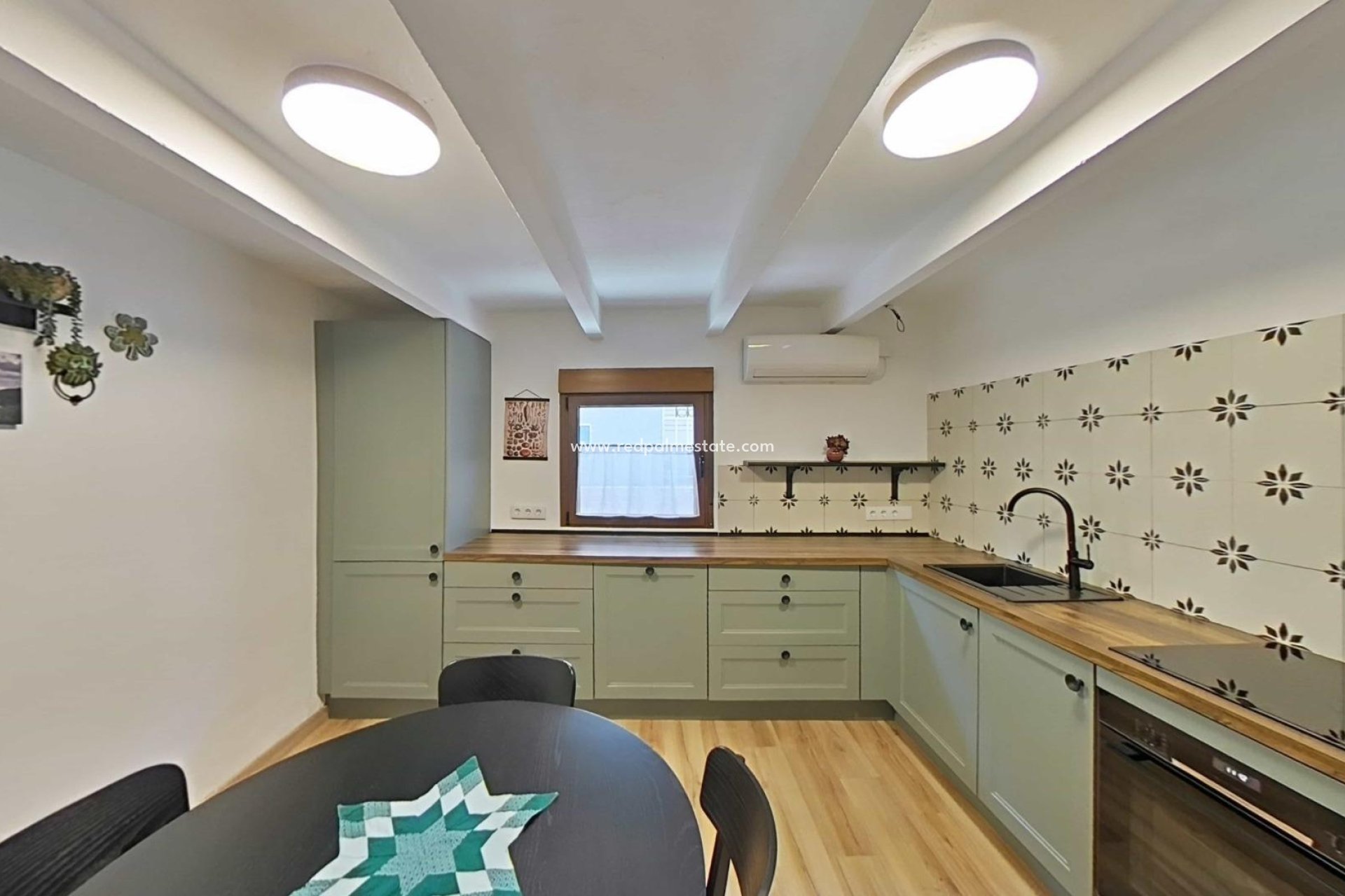 Videresalg - Rekkehus -
Formentera del Segura - Centro