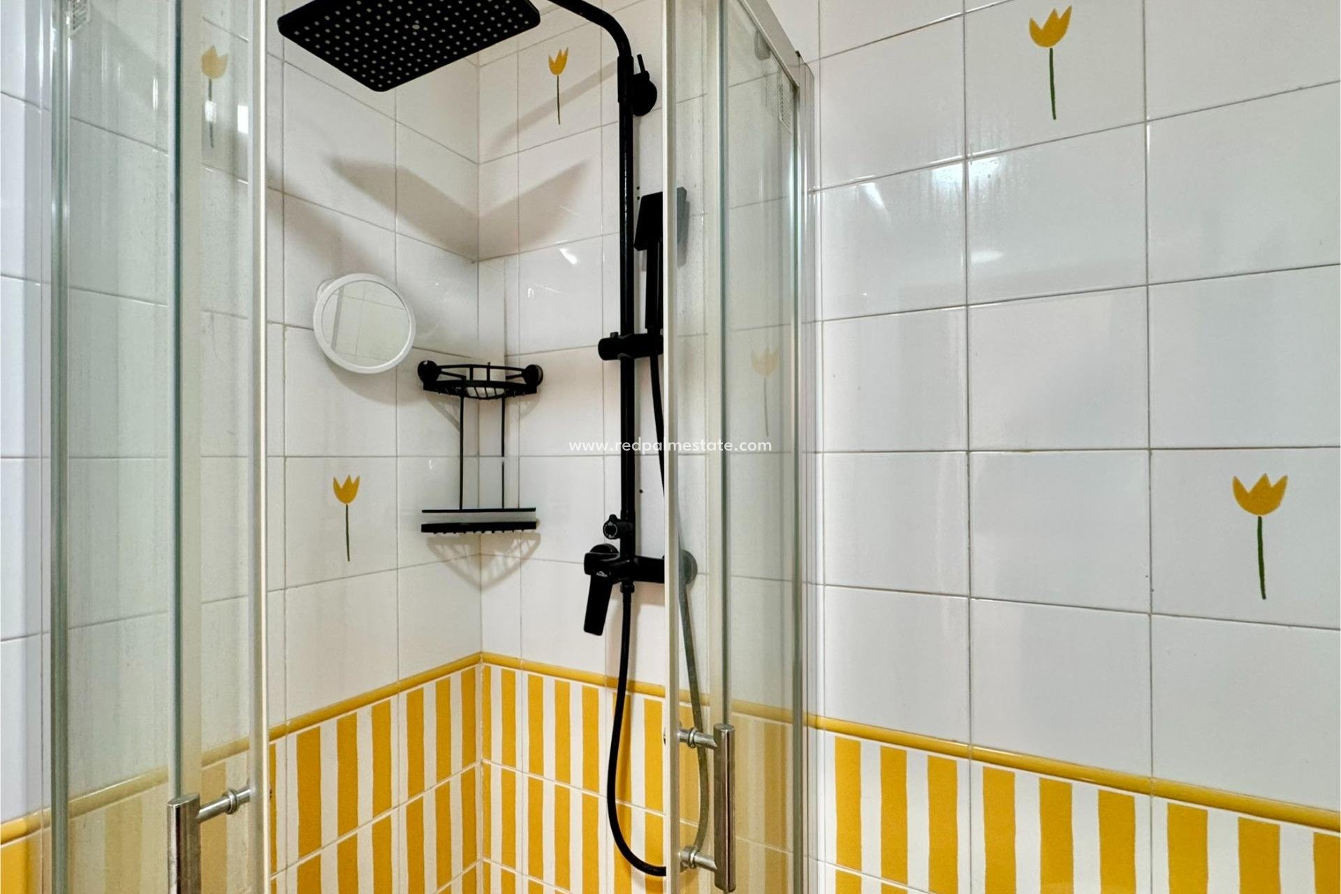 Videresalg - Rekkehus -
Gran Alacant - Monte Faro-altomar