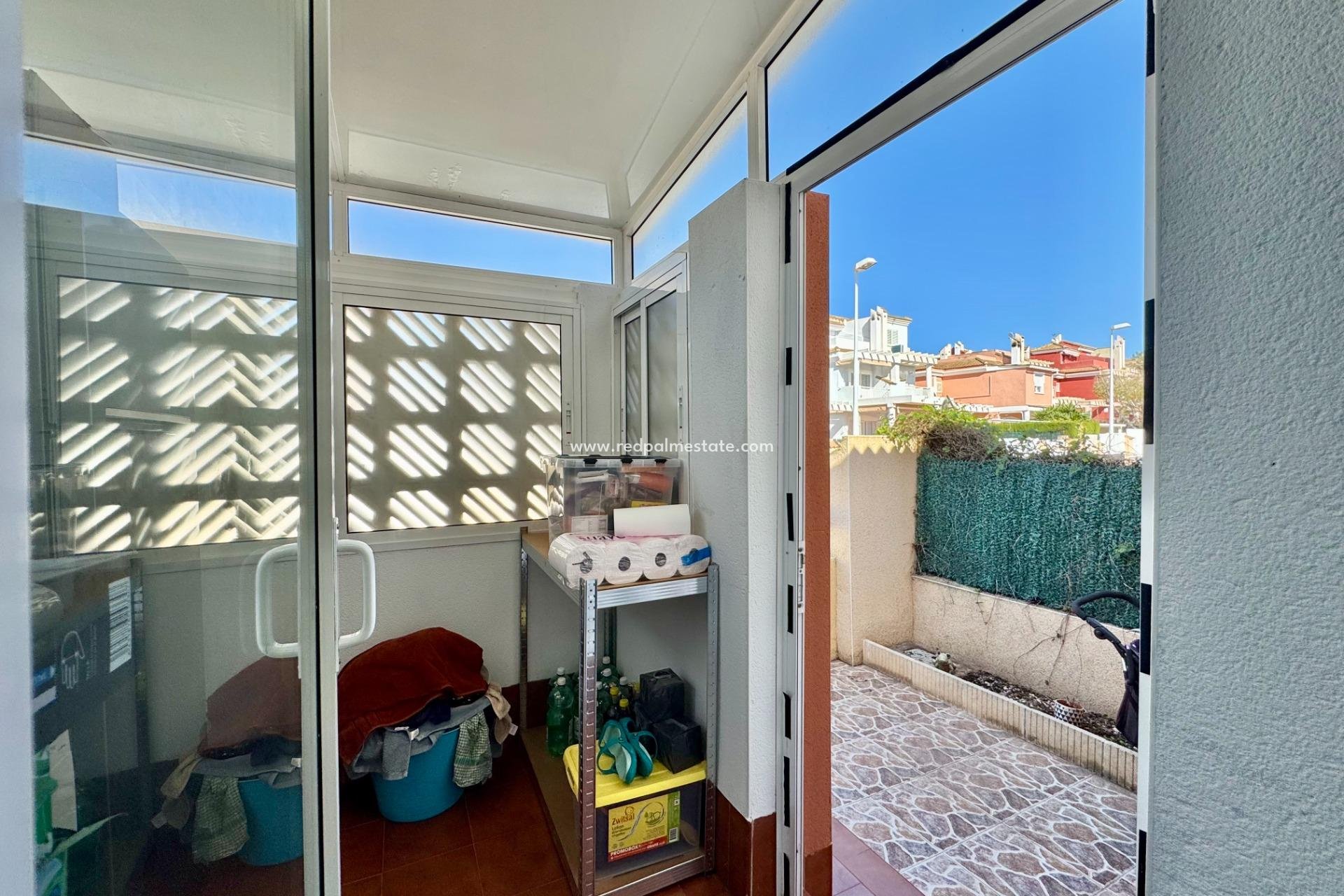 Videresalg - Rekkehus -
Gran Alacant - Monte Faro-altomar