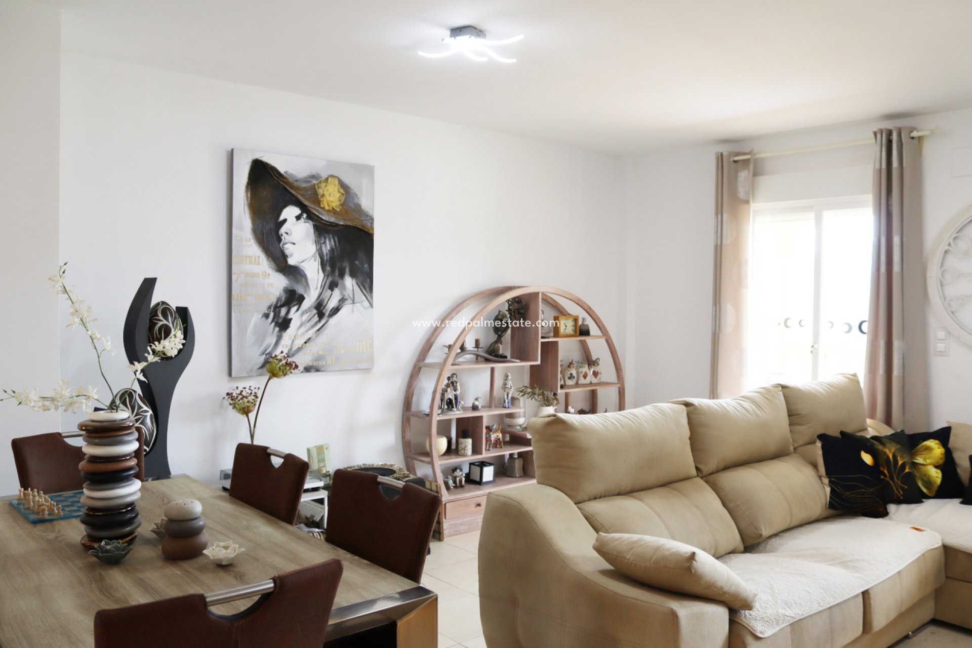 Videresalg - Rekkehus -
Jalón - Inland