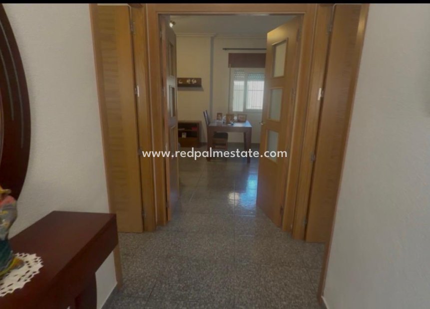 Videresalg - Rekkehus -
Los Alczares - Los Alcazares