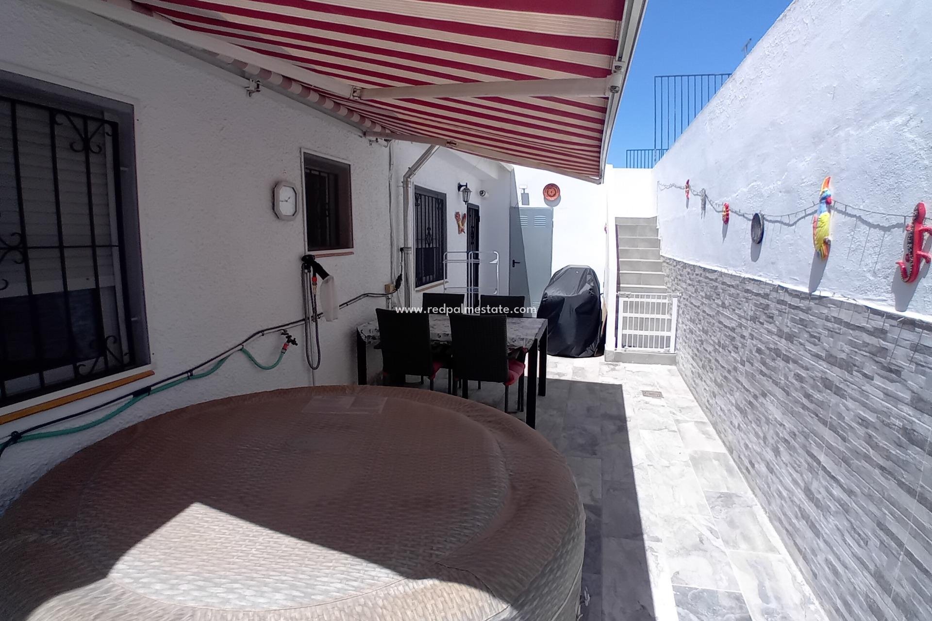 Videresalg - Rekkehus -
Mazarron - Camposol