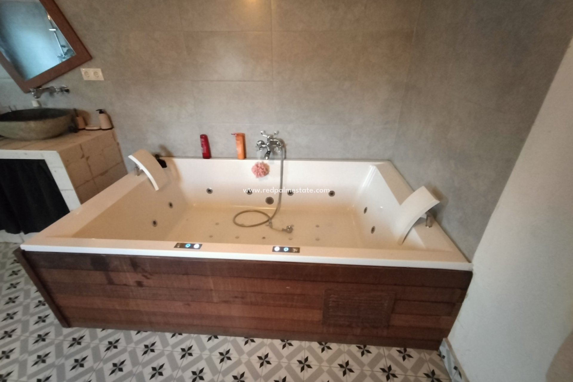 Videresalg - Rekkehus -
Monóvar/Monóver - Inland