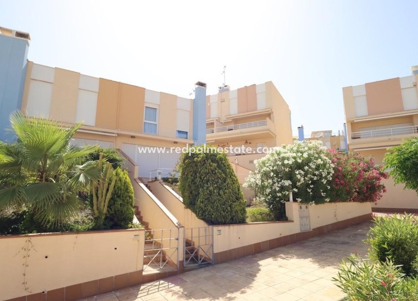 Videresalg - Rekkehus -
Orihuela Costa - Cabo Roig